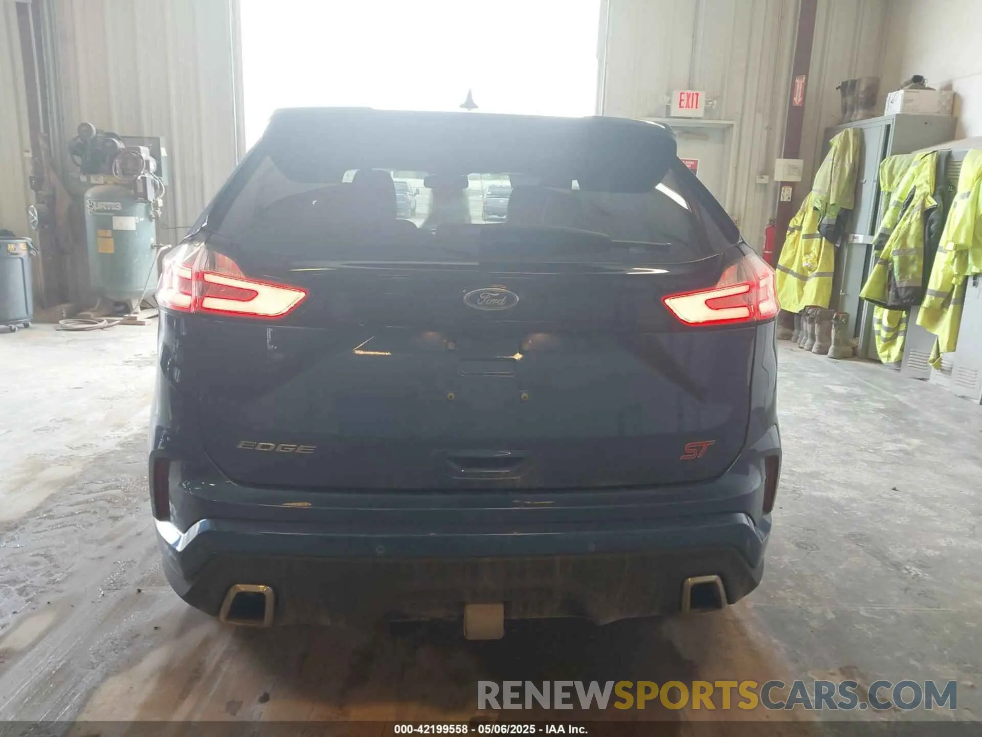 16 Photograph of a damaged car 2FMPK4AP5LBB14991 FORD EDGE 2020