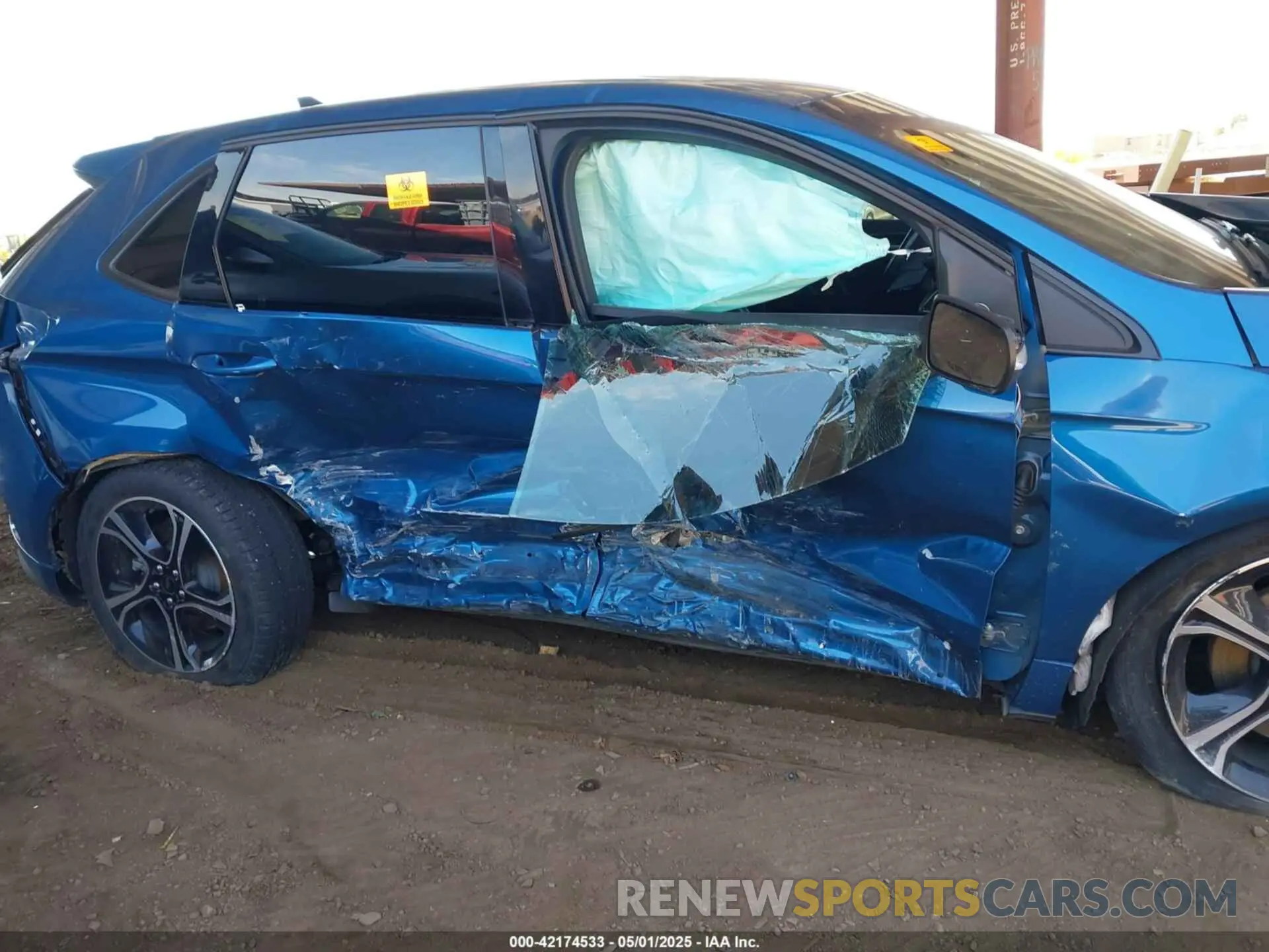 13 Photograph of a damaged car 2FMPK4AP6LBB13414 FORD EDGE 2020