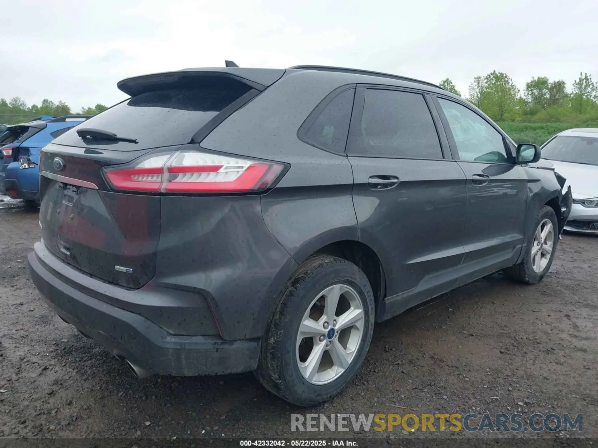 4 Photograph of a damaged car 2FMPK4G94LBB18927 FORD EDGE 2020