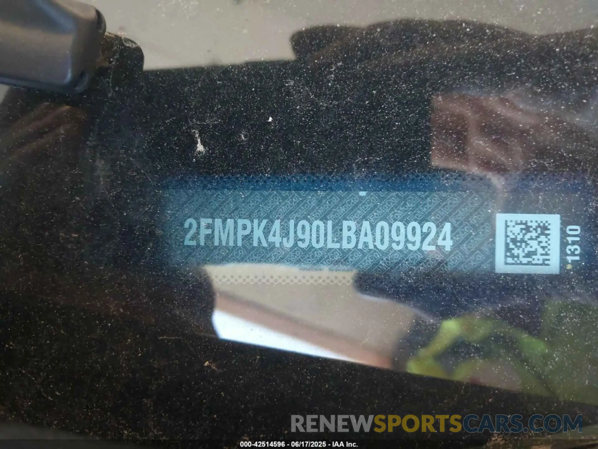 9 Photograph of a damaged car 2FMPK4J90LBA09924 FORD EDGE 2020