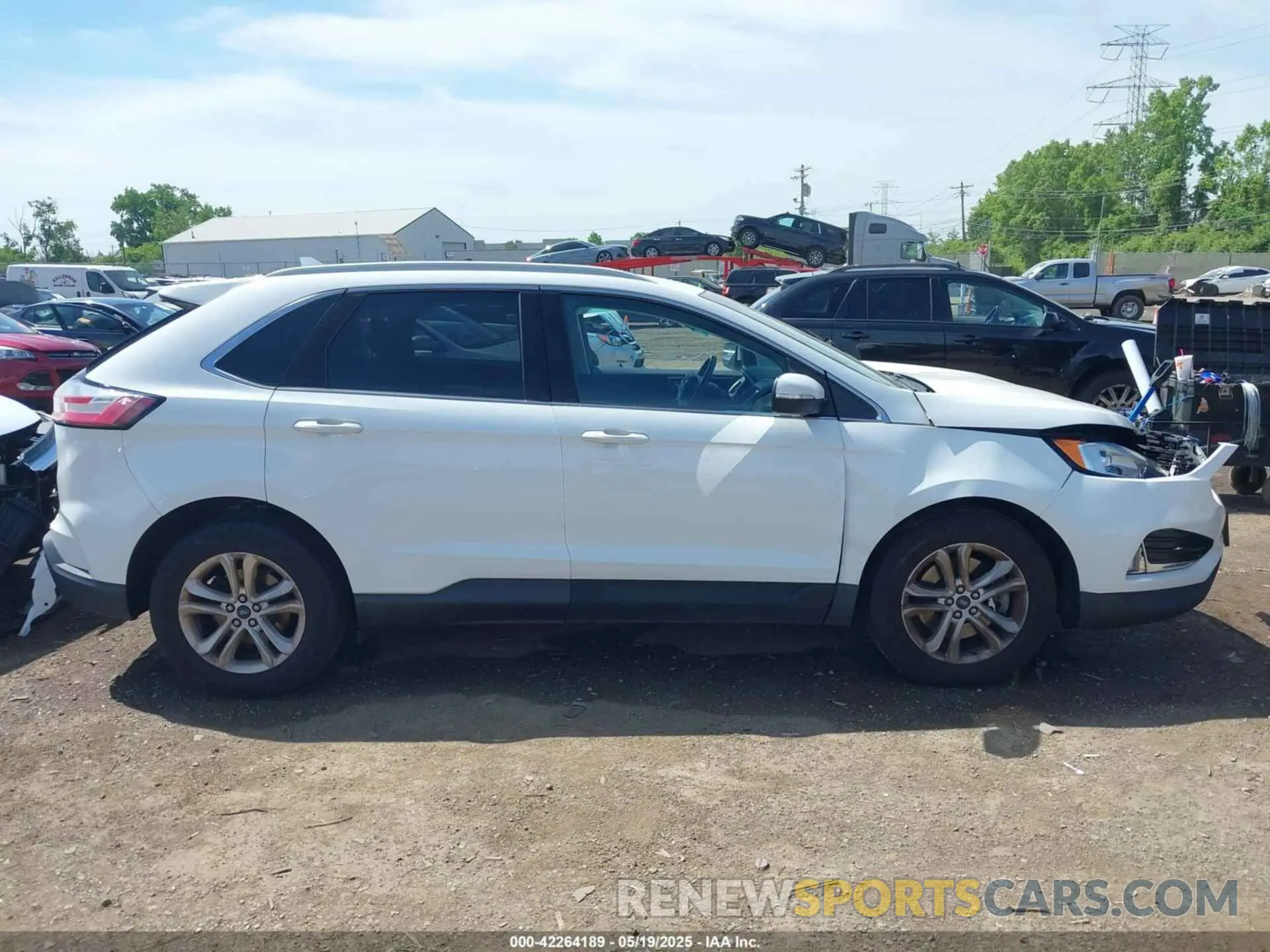 13 Photograph of a damaged car 2FMPK4J90LBA28960 FORD EDGE 2020