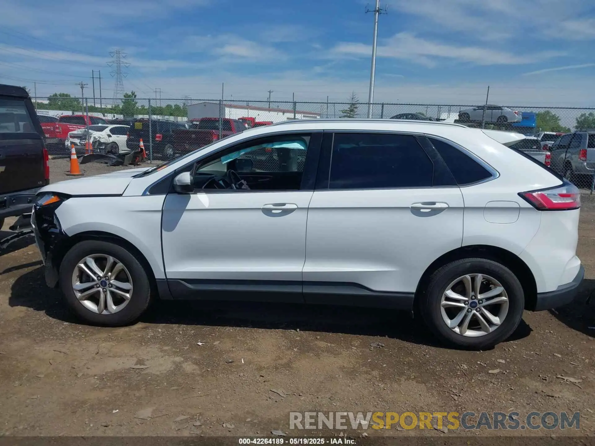 14 Photograph of a damaged car 2FMPK4J90LBA28960 FORD EDGE 2020