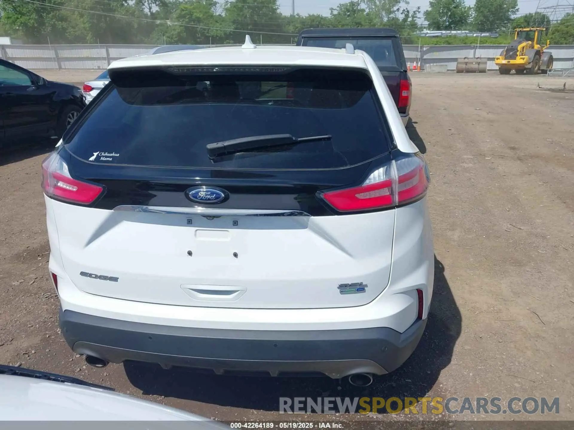 16 Photograph of a damaged car 2FMPK4J90LBA28960 FORD EDGE 2020