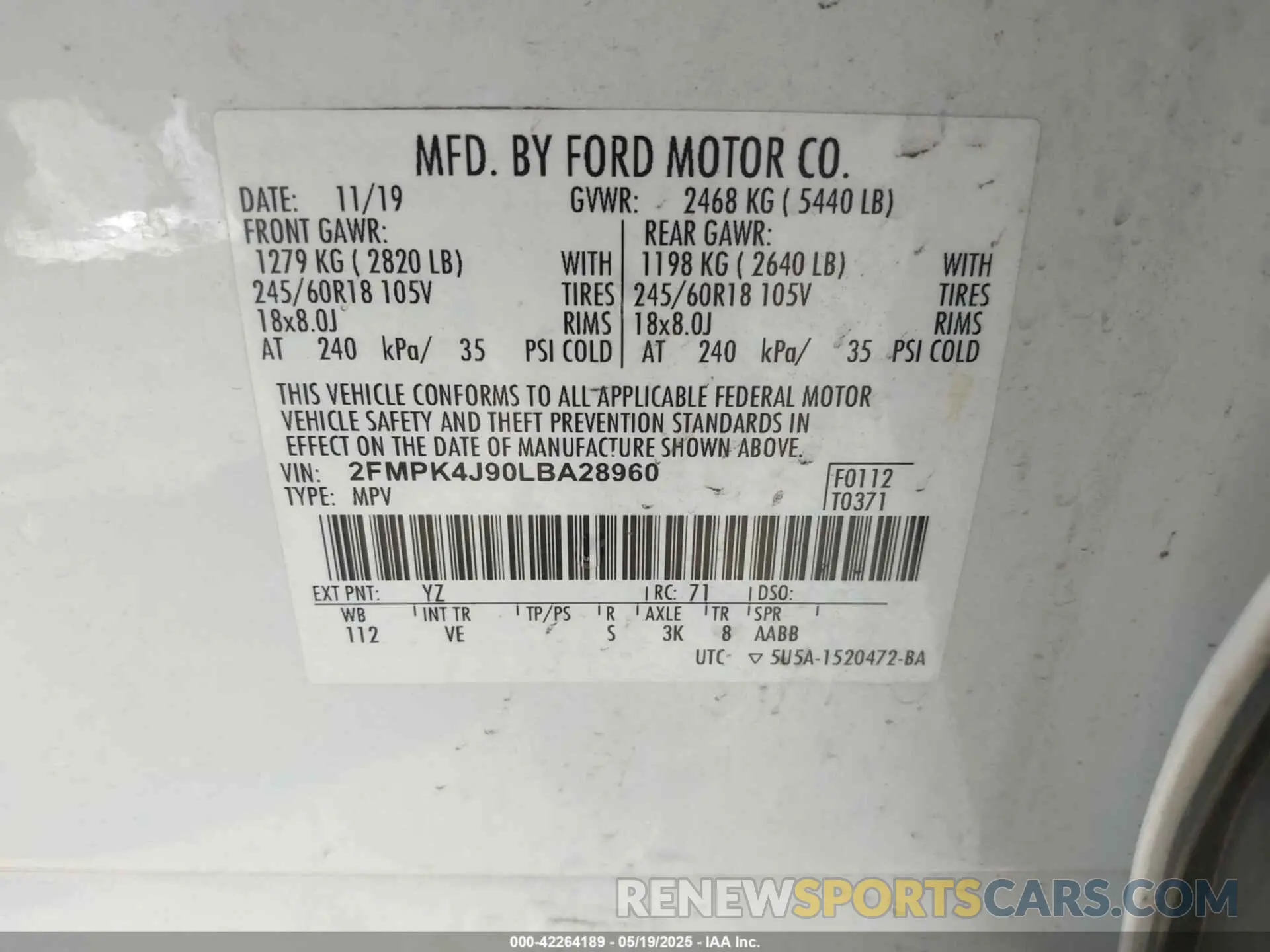 9 Photograph of a damaged car 2FMPK4J90LBA28960 FORD EDGE 2020