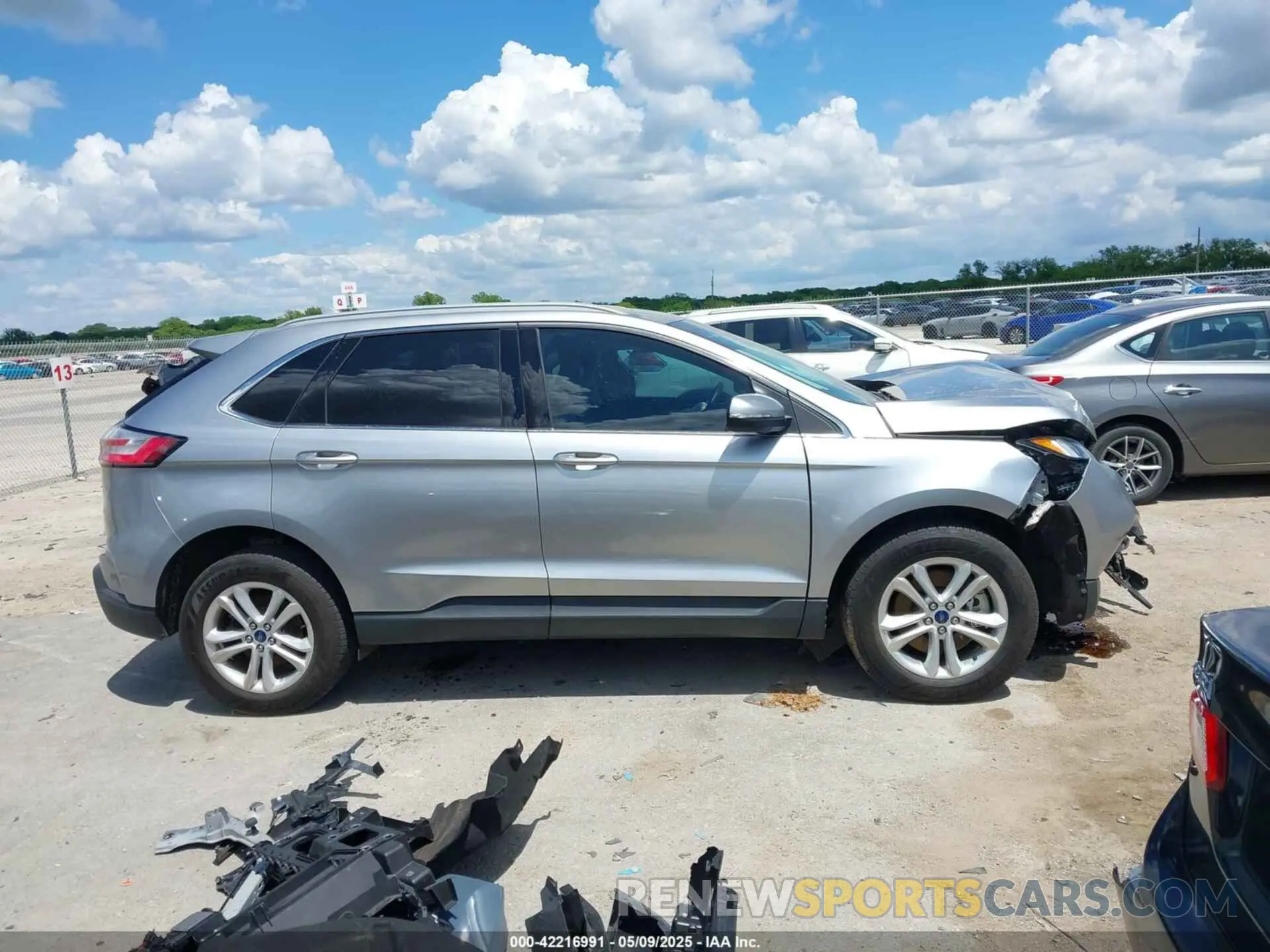 13 Photograph of a damaged car 2FMPK4J91LBA28546 FORD EDGE 2020