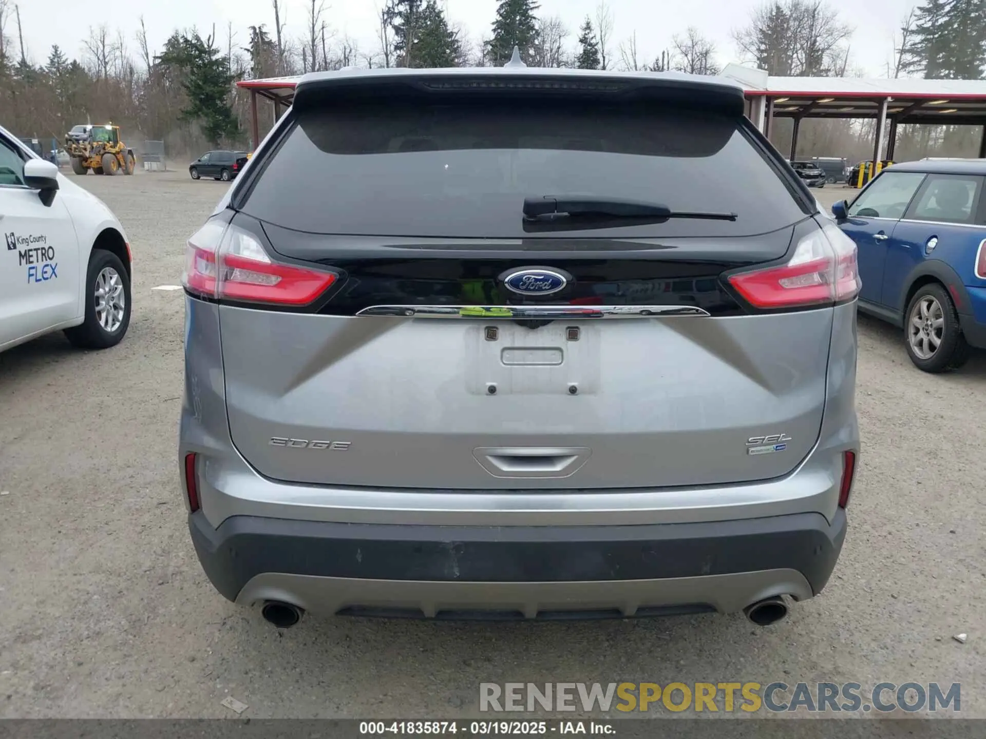 16 Photograph of a damaged car 2FMPK4J91LBA76709 FORD EDGE 2020