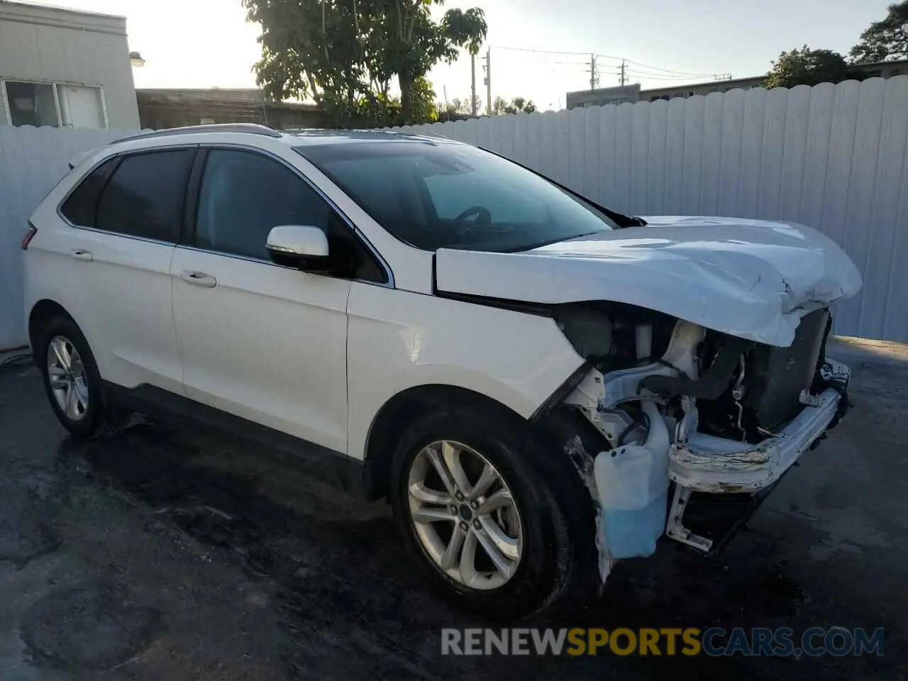 4 Photograph of a damaged car 2FMPK4J92LBA44917 FORD EDGE 2020