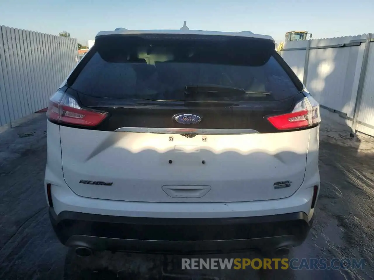 6 Photograph of a damaged car 2FMPK4J92LBA44917 FORD EDGE 2020