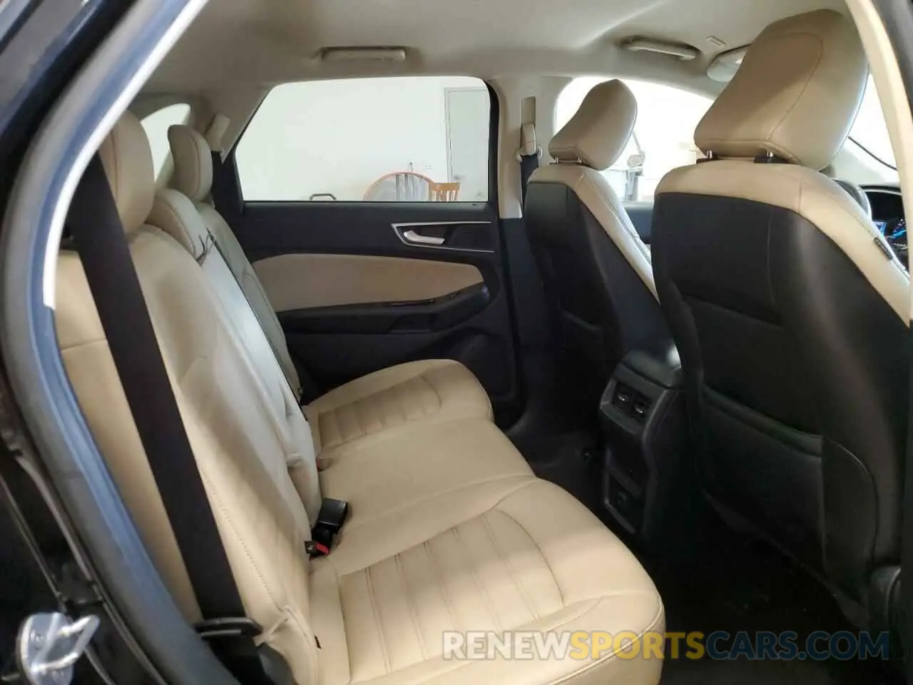 11 Фотография поврежденного автомобиля 2FMPK4J93LBB37333 FORD EDGE 2020