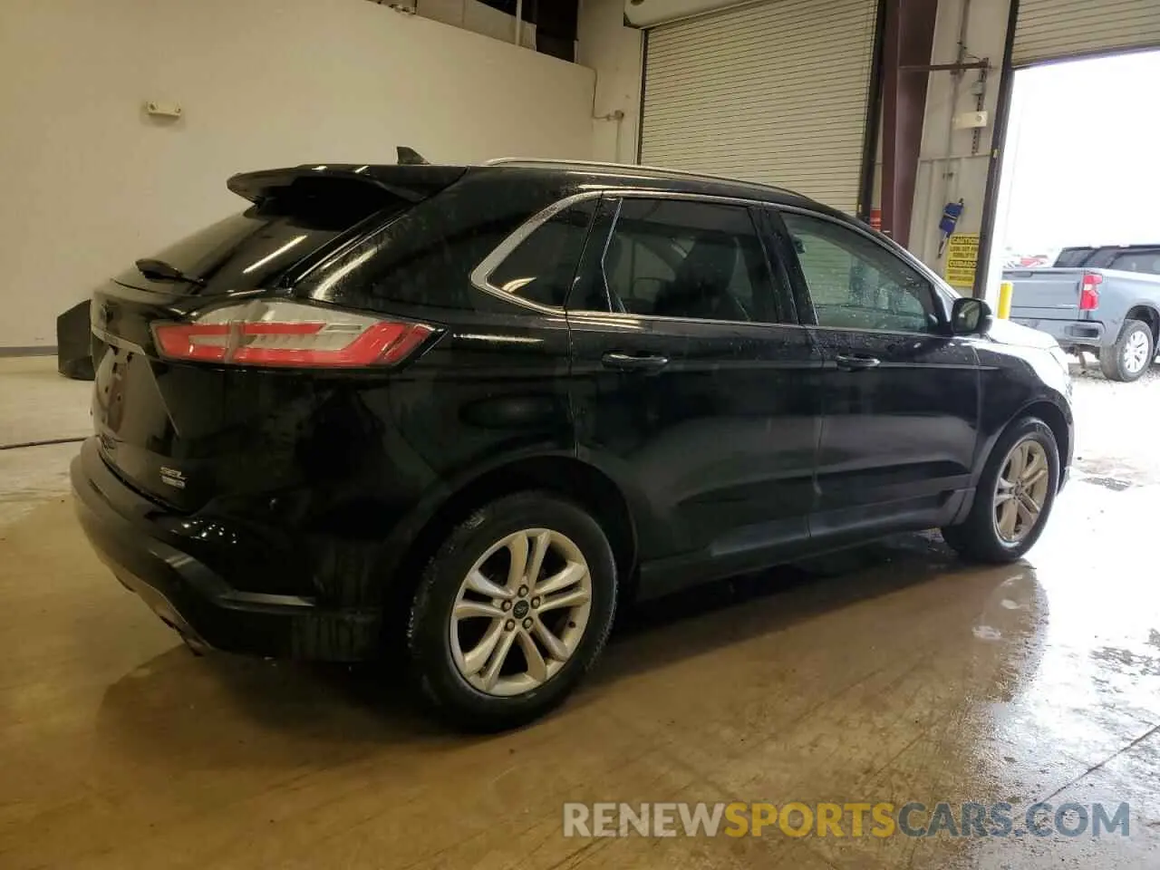 3 Фотография поврежденного автомобиля 2FMPK4J93LBB37333 FORD EDGE 2020