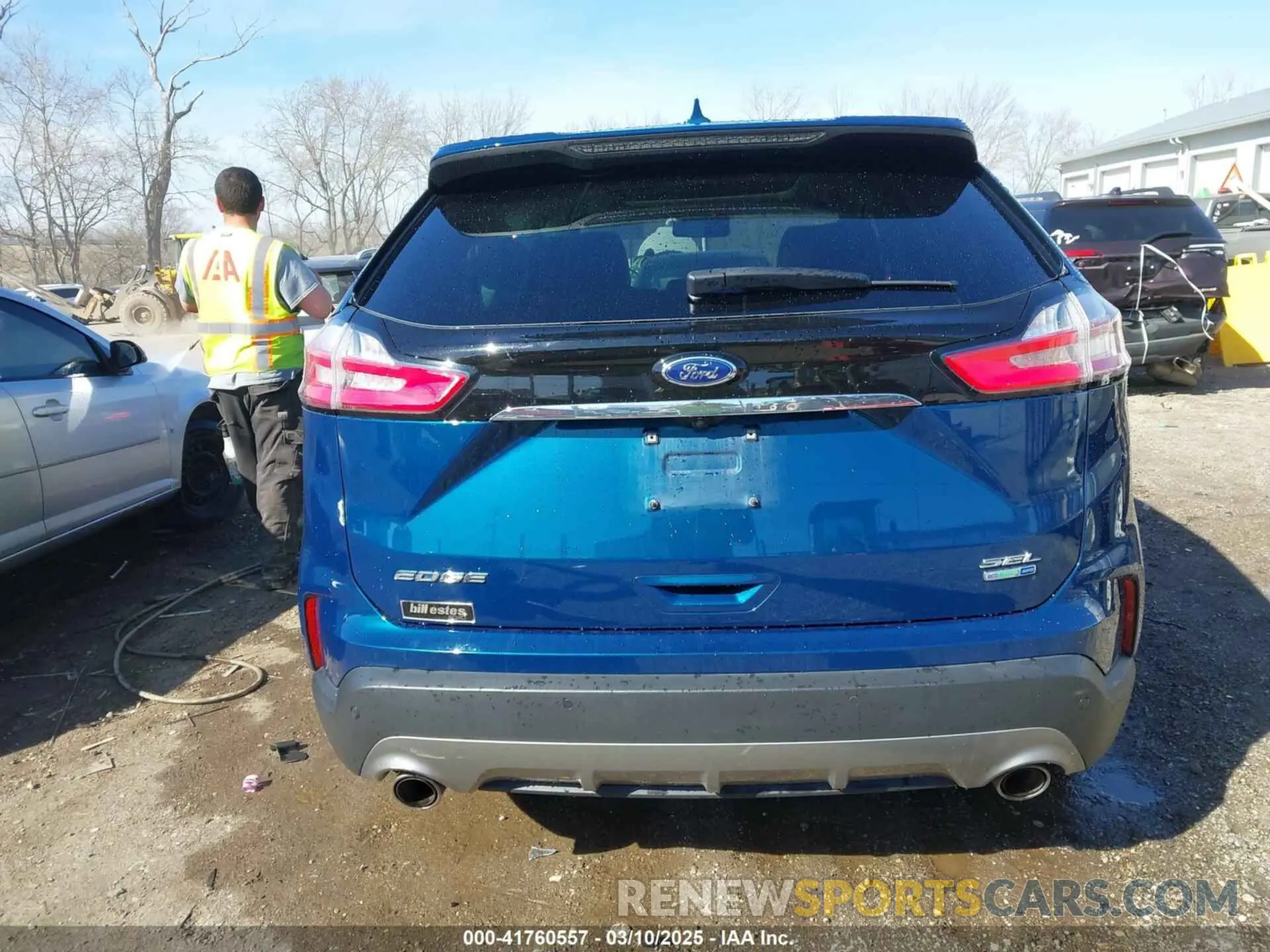 17 Photograph of a damaged car 2FMPK4J94LBA41095 FORD EDGE 2020