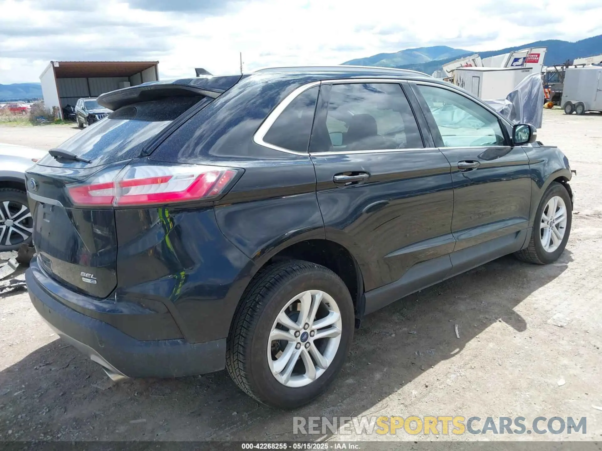 4 Фотография поврежденного автомобиля 2FMPK4J95LBA08588 FORD EDGE 2020
