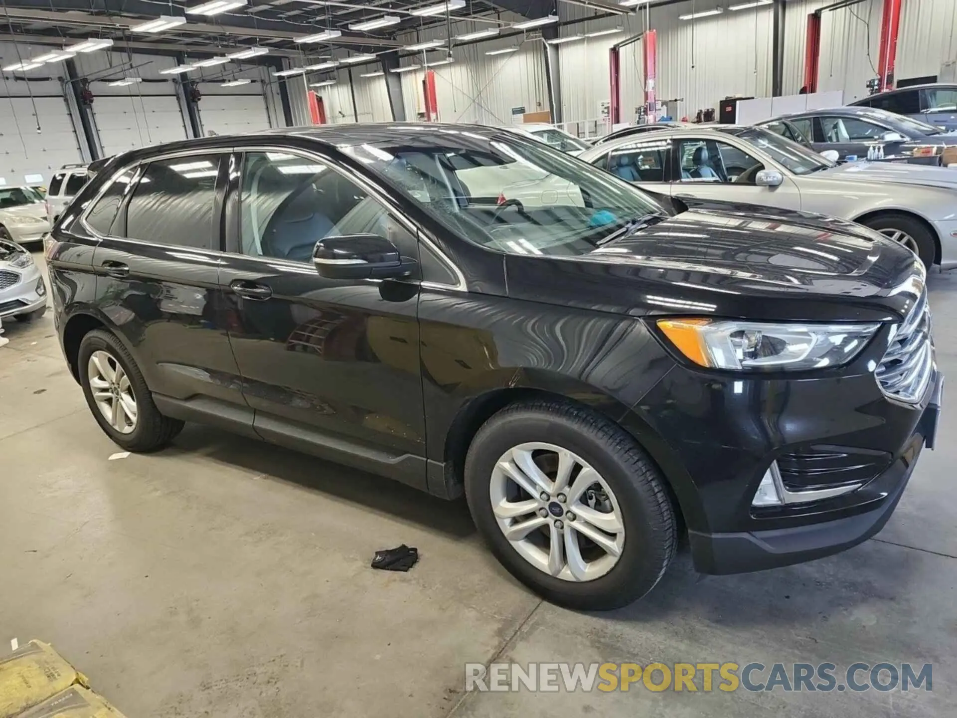 18 Photograph of a damaged car 2FMPK4J95LBA67317 FORD EDGE 2020