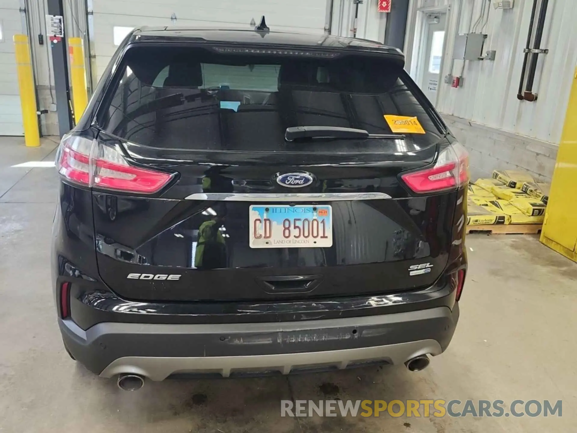 33 Photograph of a damaged car 2FMPK4J95LBA67317 FORD EDGE 2020