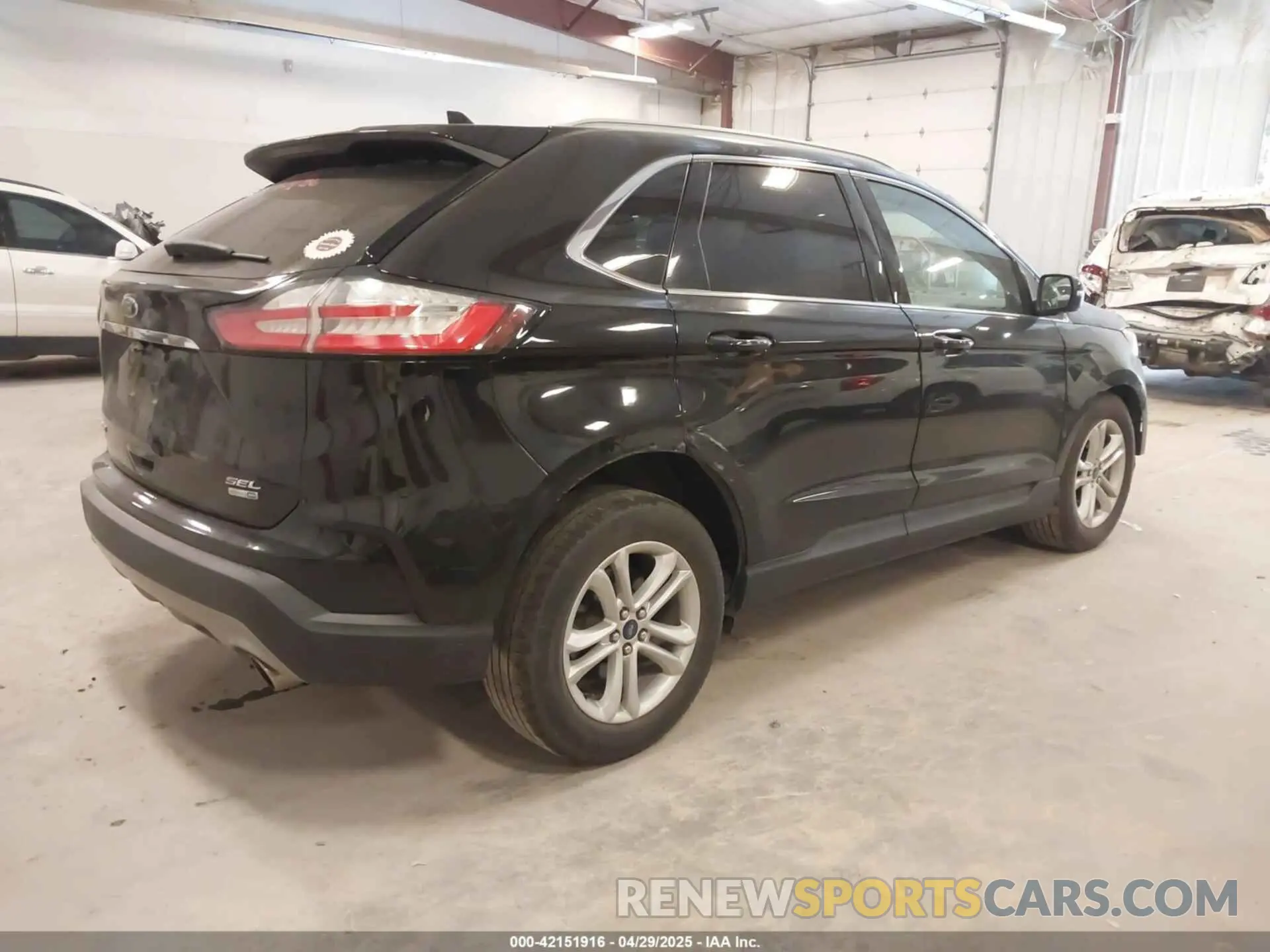 4 Фотография поврежденного автомобиля 2FMPK4J95LBA90533 FORD EDGE 2020