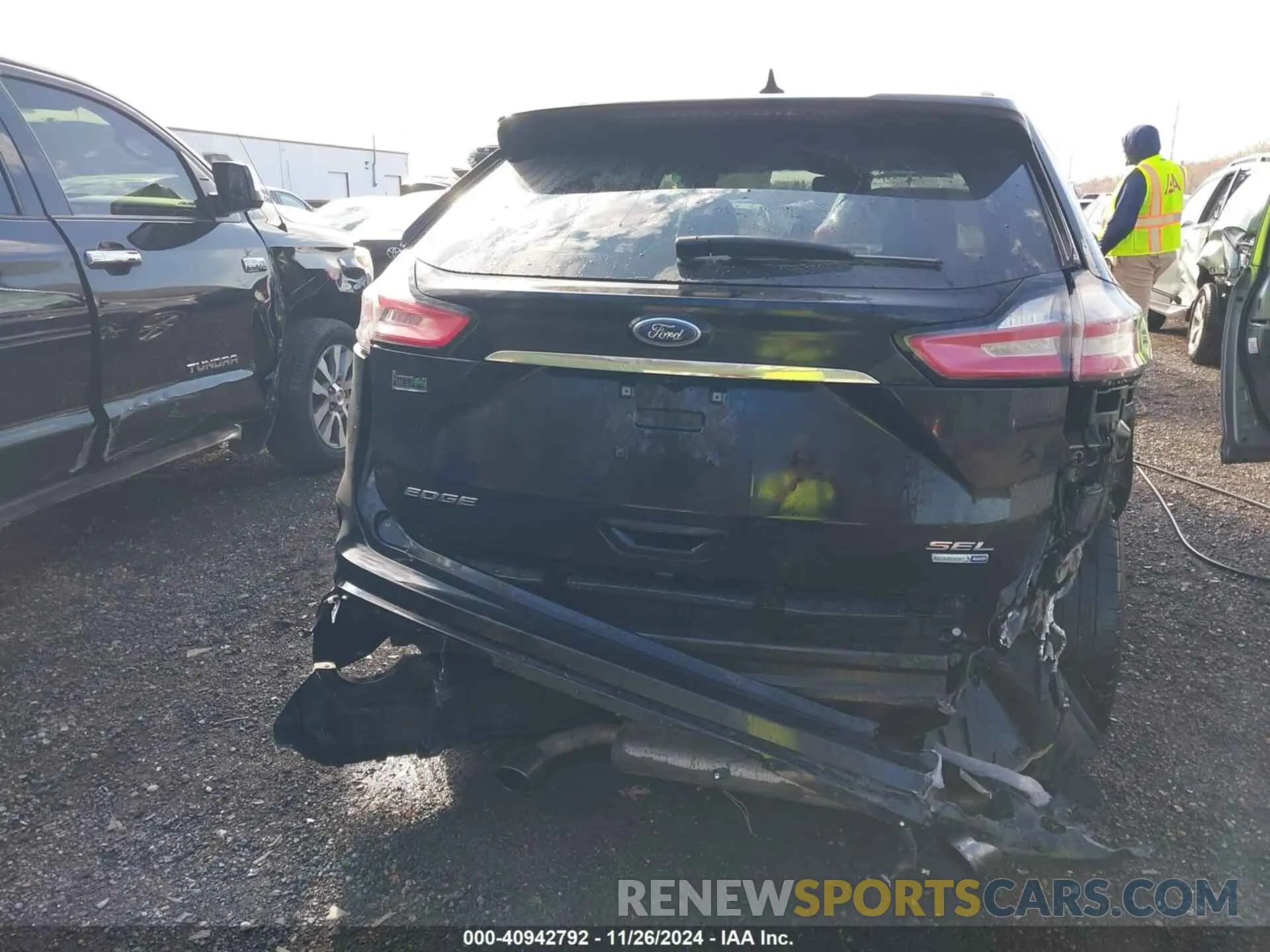 16 Photograph of a damaged car 2FMPK4J96LBA38991 FORD EDGE 2020