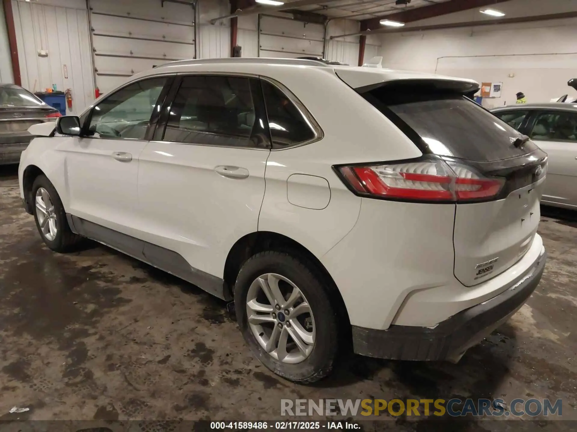 3 Photograph of a damaged car 2FMPK4J97LBA12836 FORD EDGE 2020