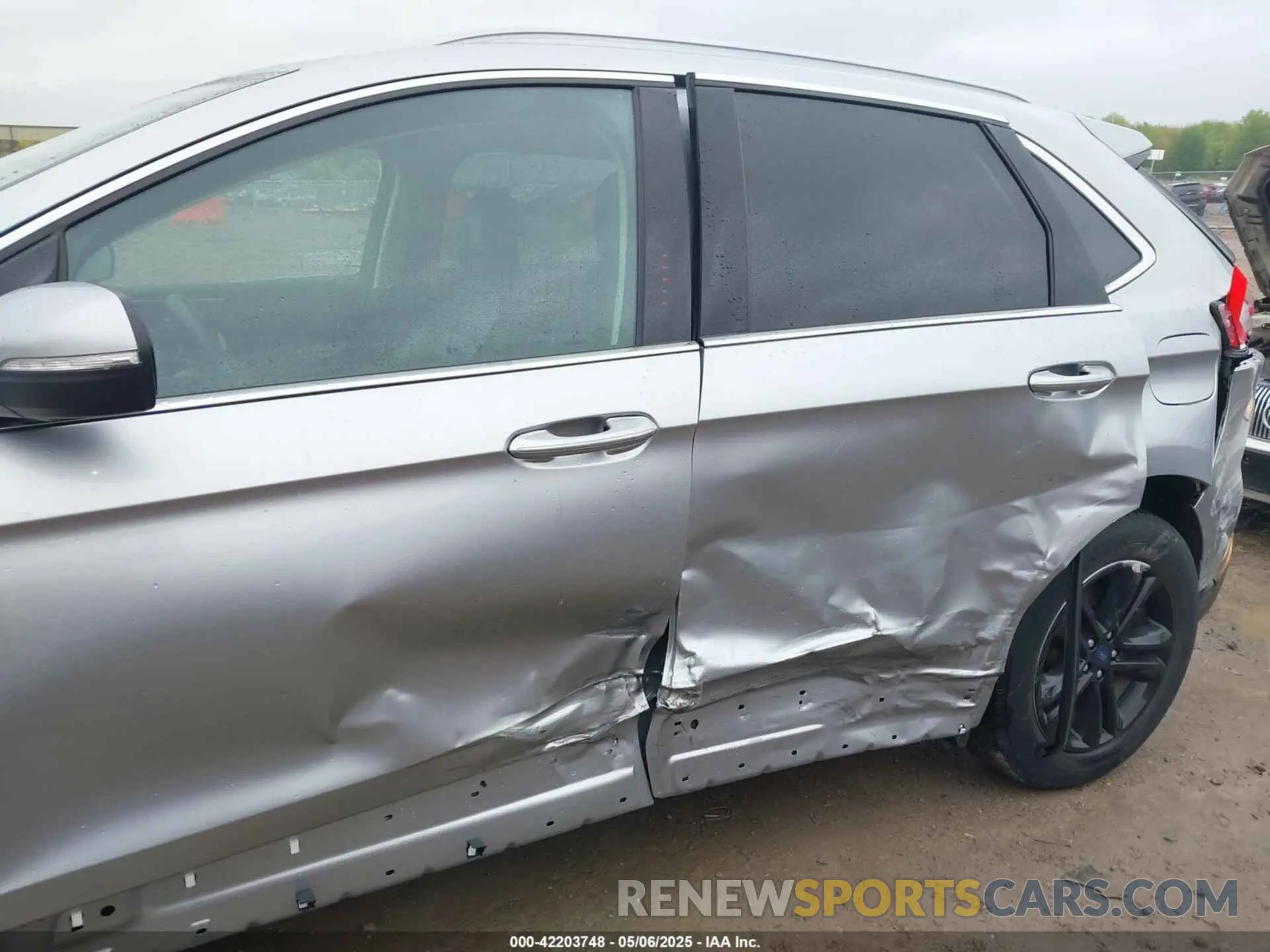 6 Фотография поврежденного автомобиля 2FMPK4J97LBB03086 FORD EDGE 2020