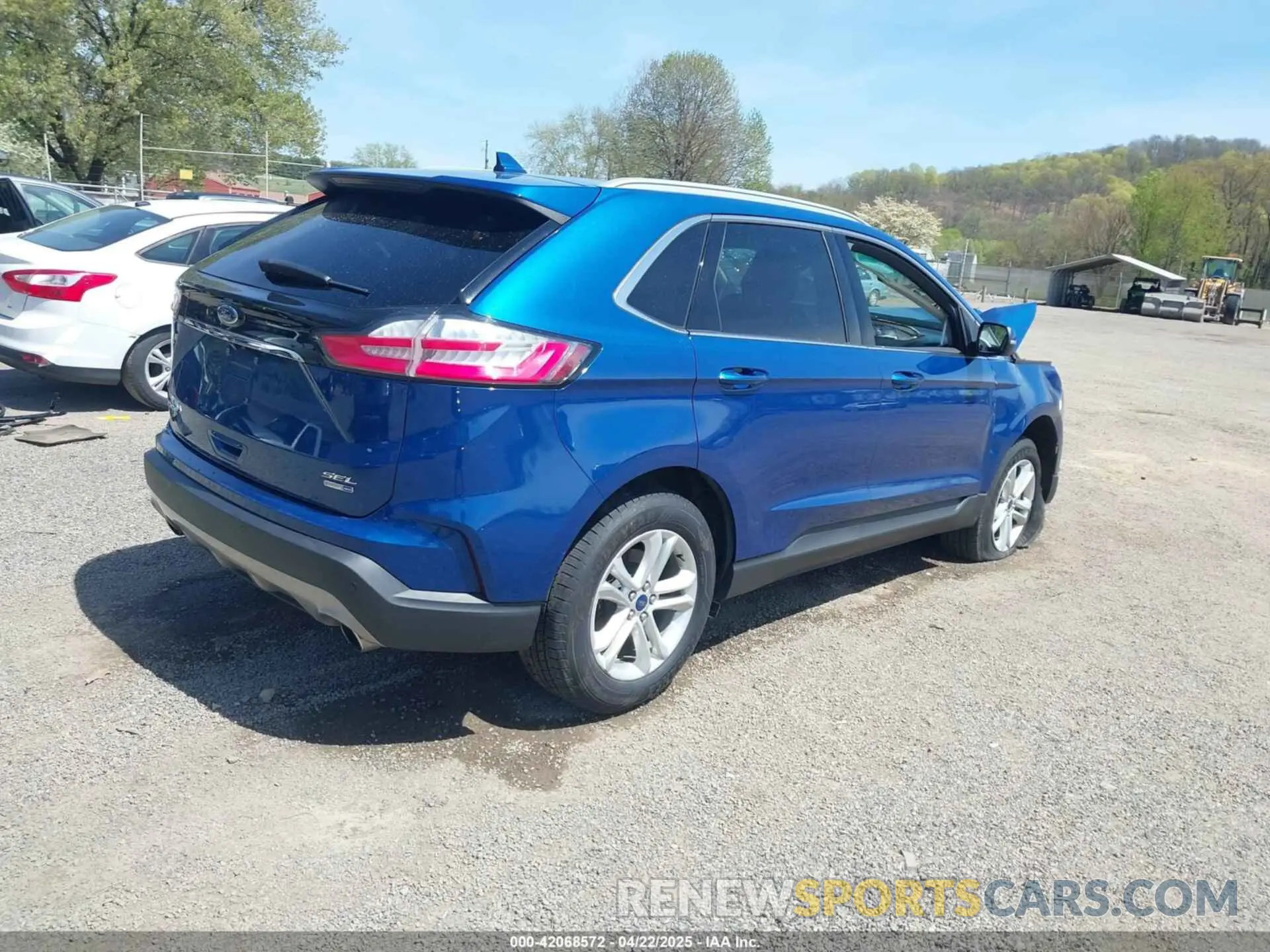 4 Photograph of a damaged car 2FMPK4J98LBA07595 FORD EDGE 2020
