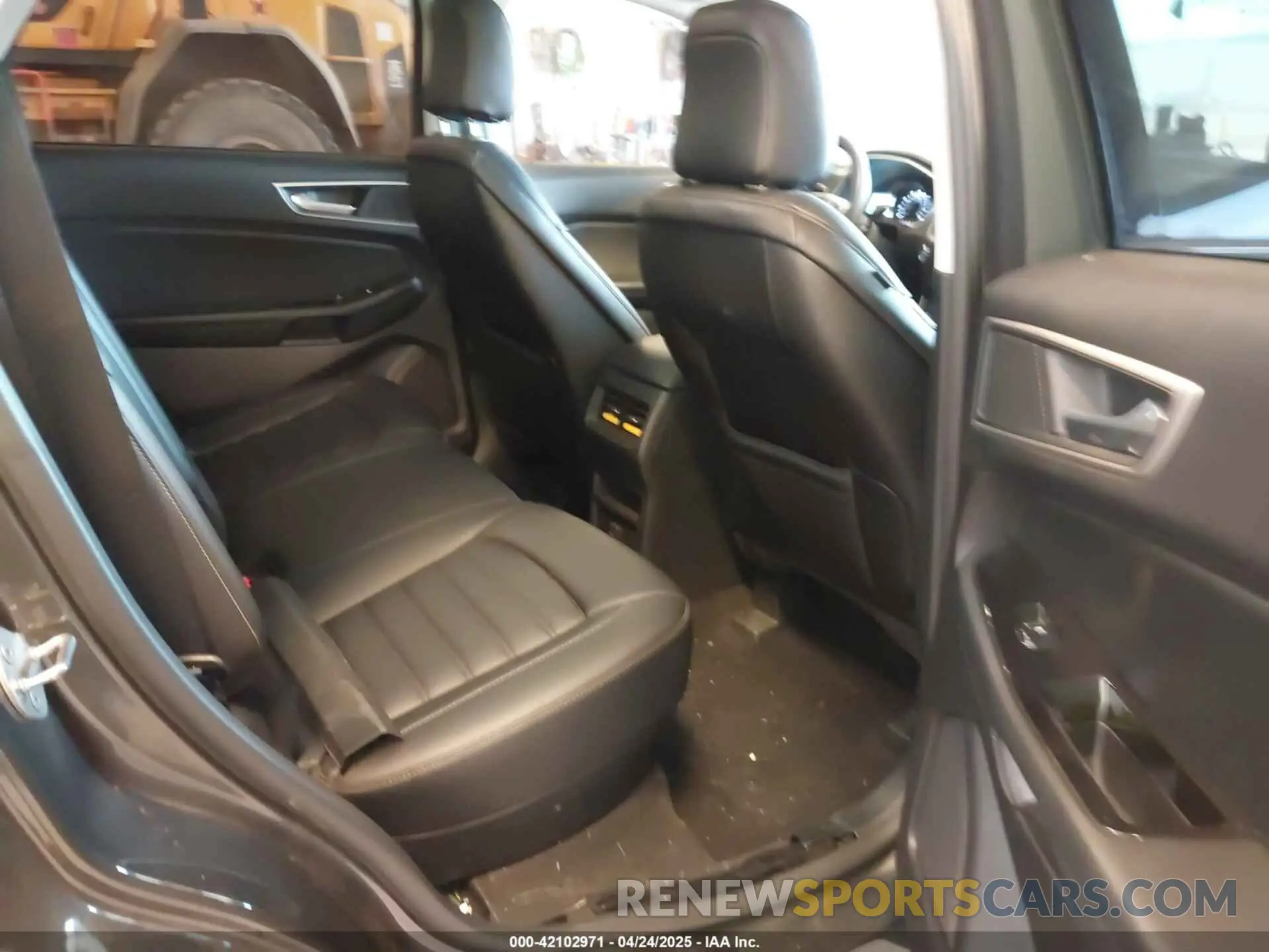 8 Фотография поврежденного автомобиля 2FMPK4J98LBB18793 FORD EDGE 2020