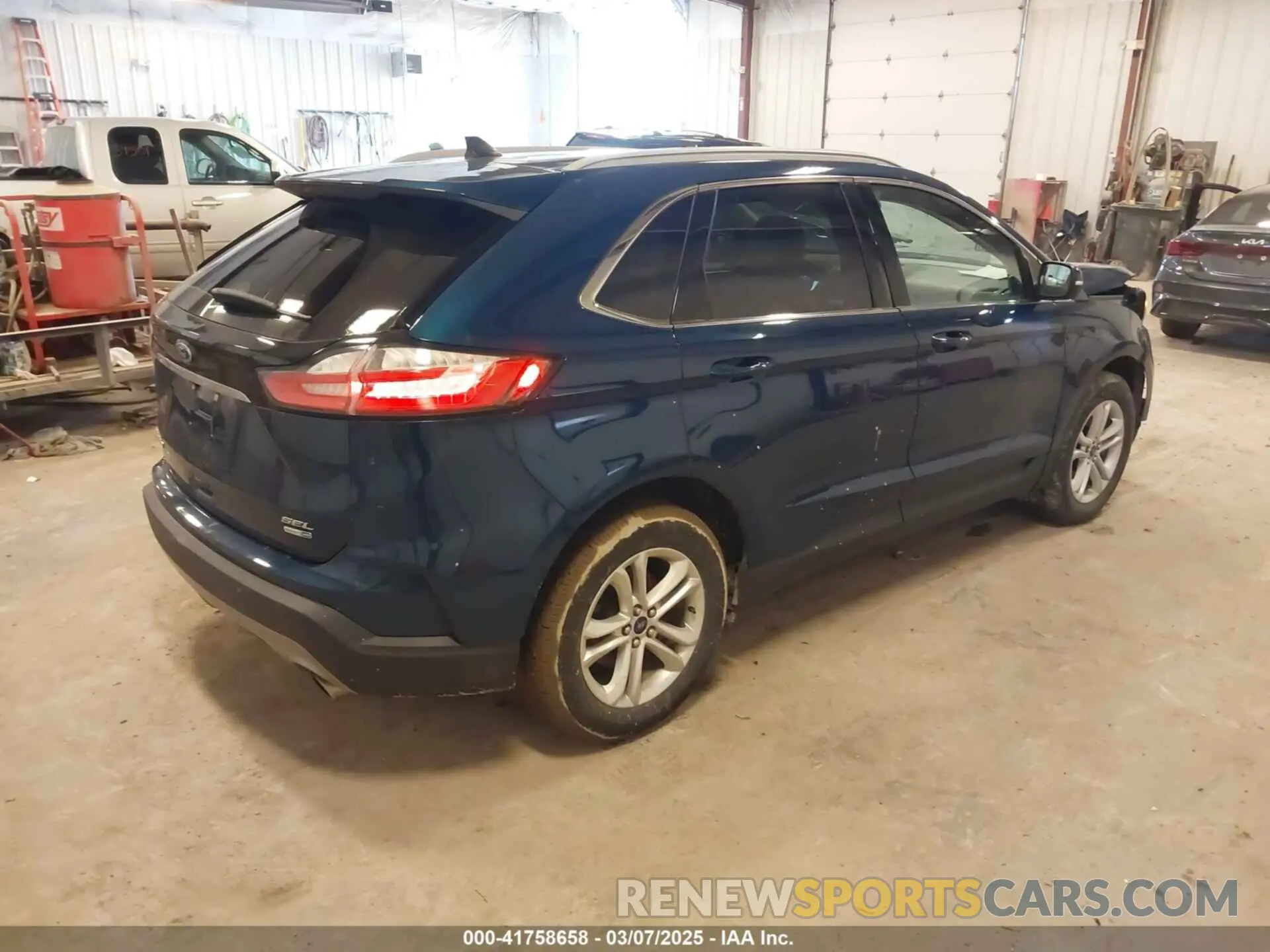 4 Photograph of a damaged car 2FMPK4J98LBB56914 FORD EDGE 2020