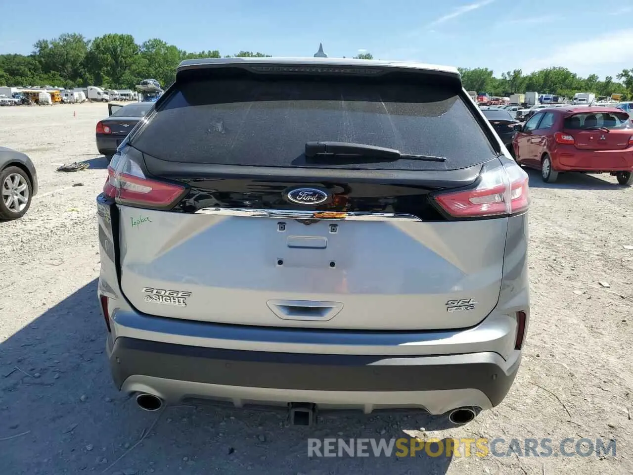 6 Photograph of a damaged car 2FMPK4J99LBA26897 FORD EDGE 2020