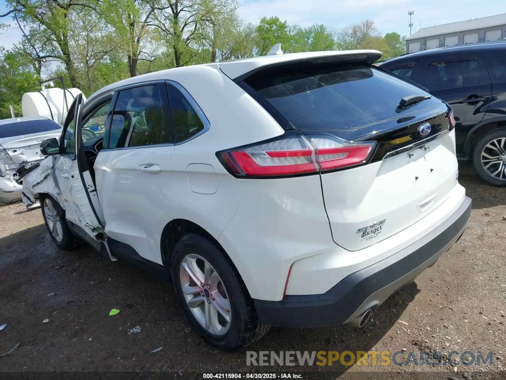 3 Фотография поврежденного автомобиля 2FMPK4J9XLBA07663 FORD EDGE 2020