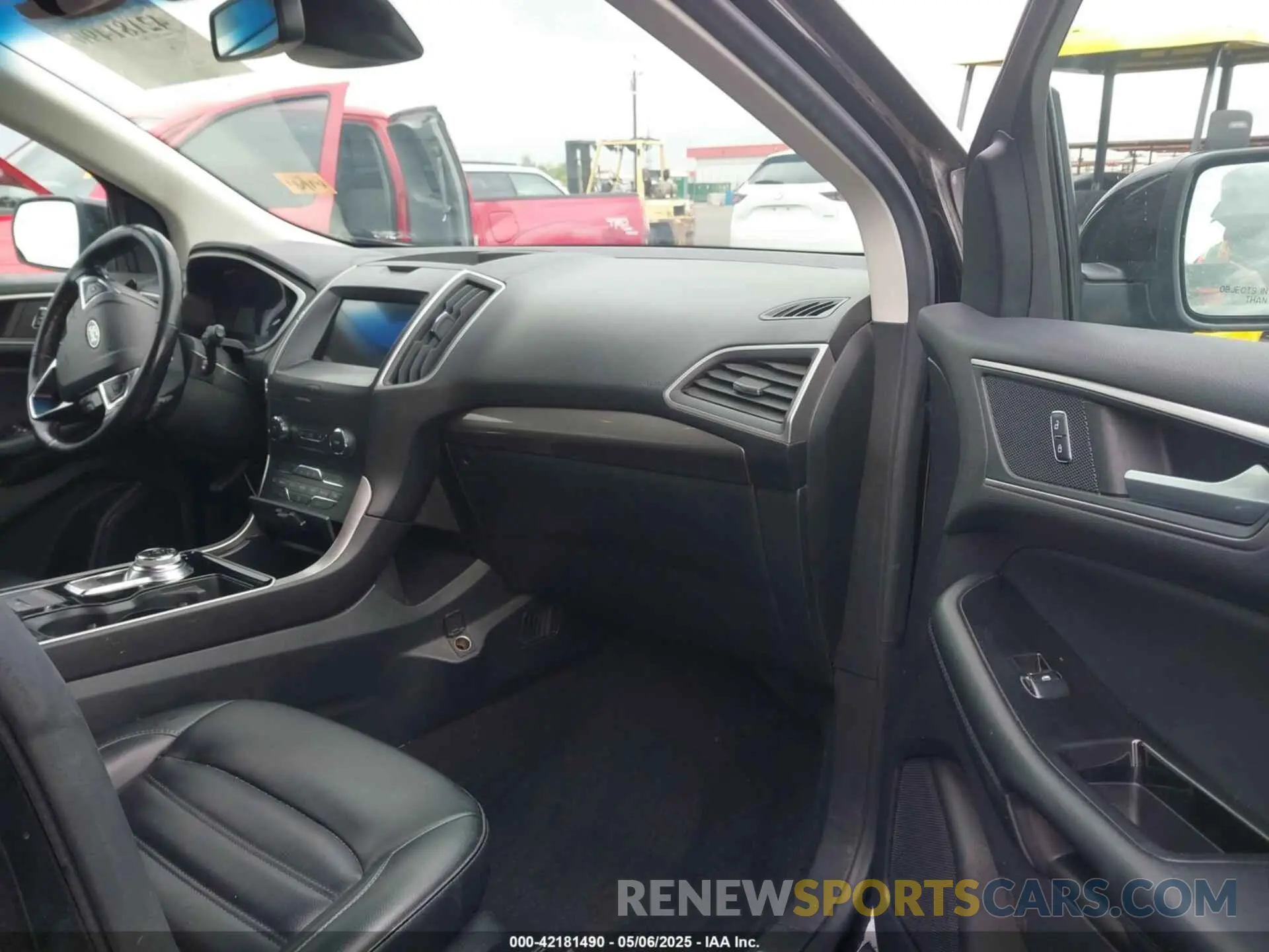 5 Photograph of a damaged car 2FMPK4J9XLBA78278 FORD EDGE 2020