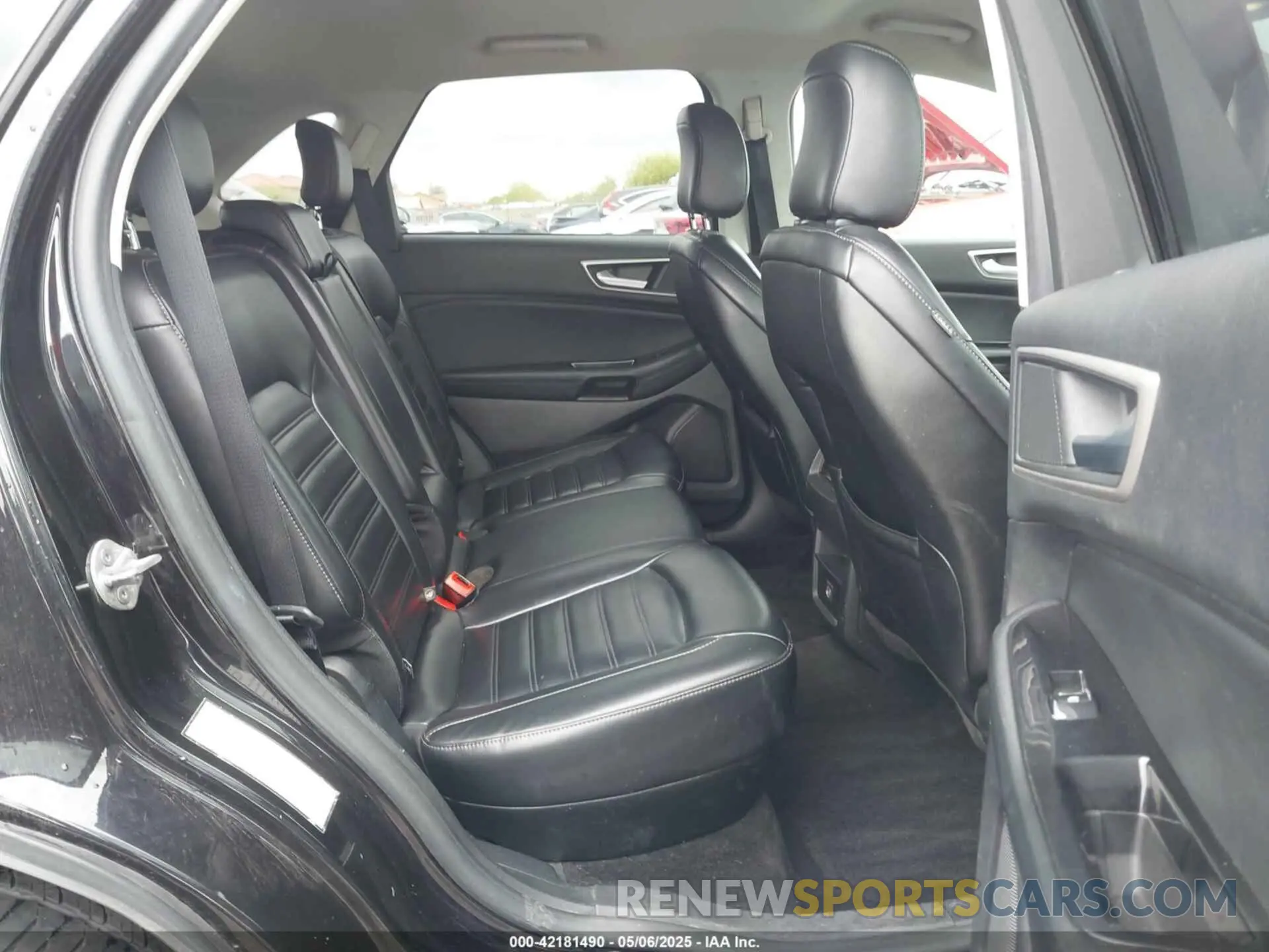 8 Photograph of a damaged car 2FMPK4J9XLBA78278 FORD EDGE 2020