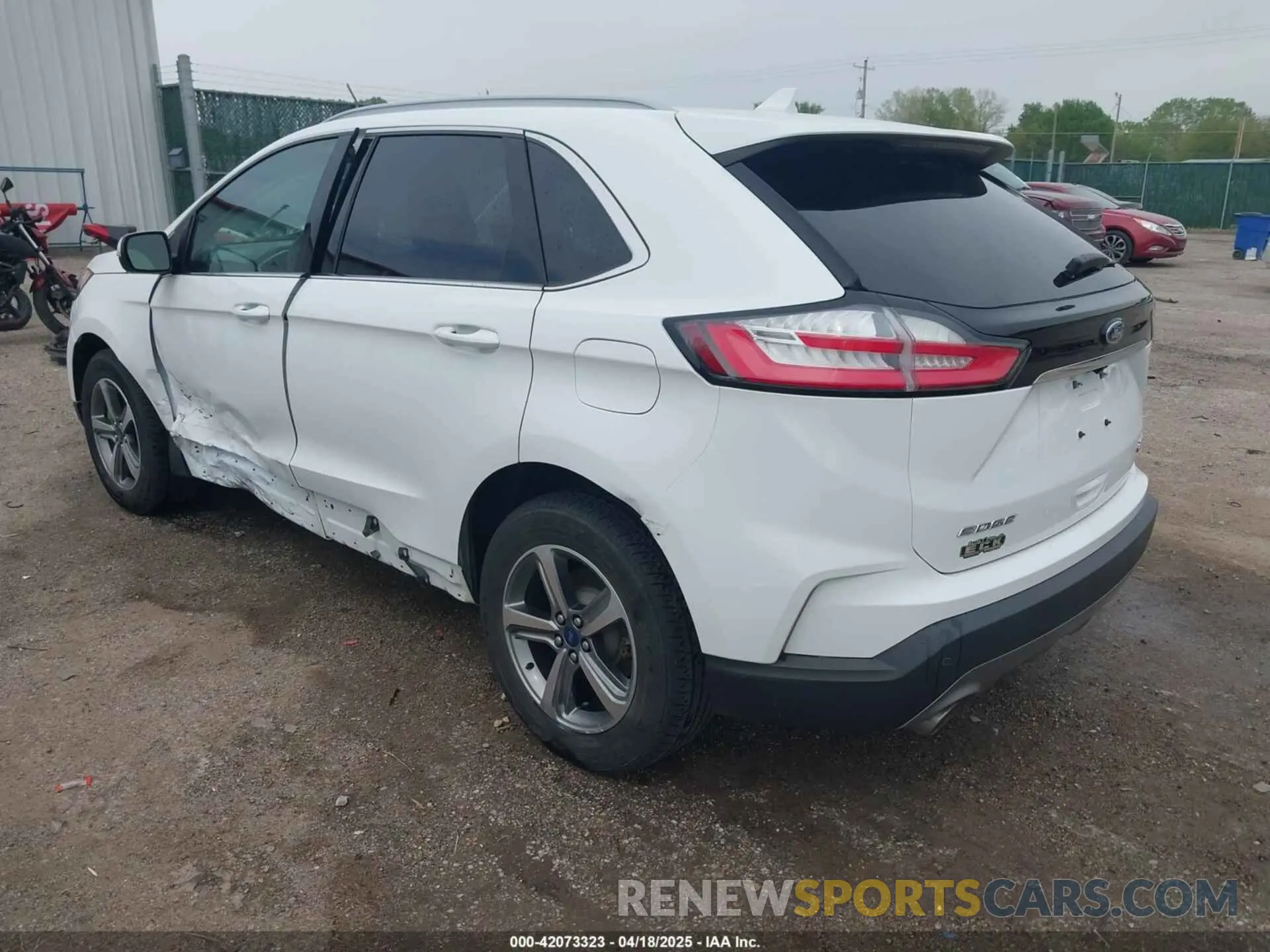3 Фотография поврежденного автомобиля 2FMPK4J9XLBA93315 FORD EDGE 2020