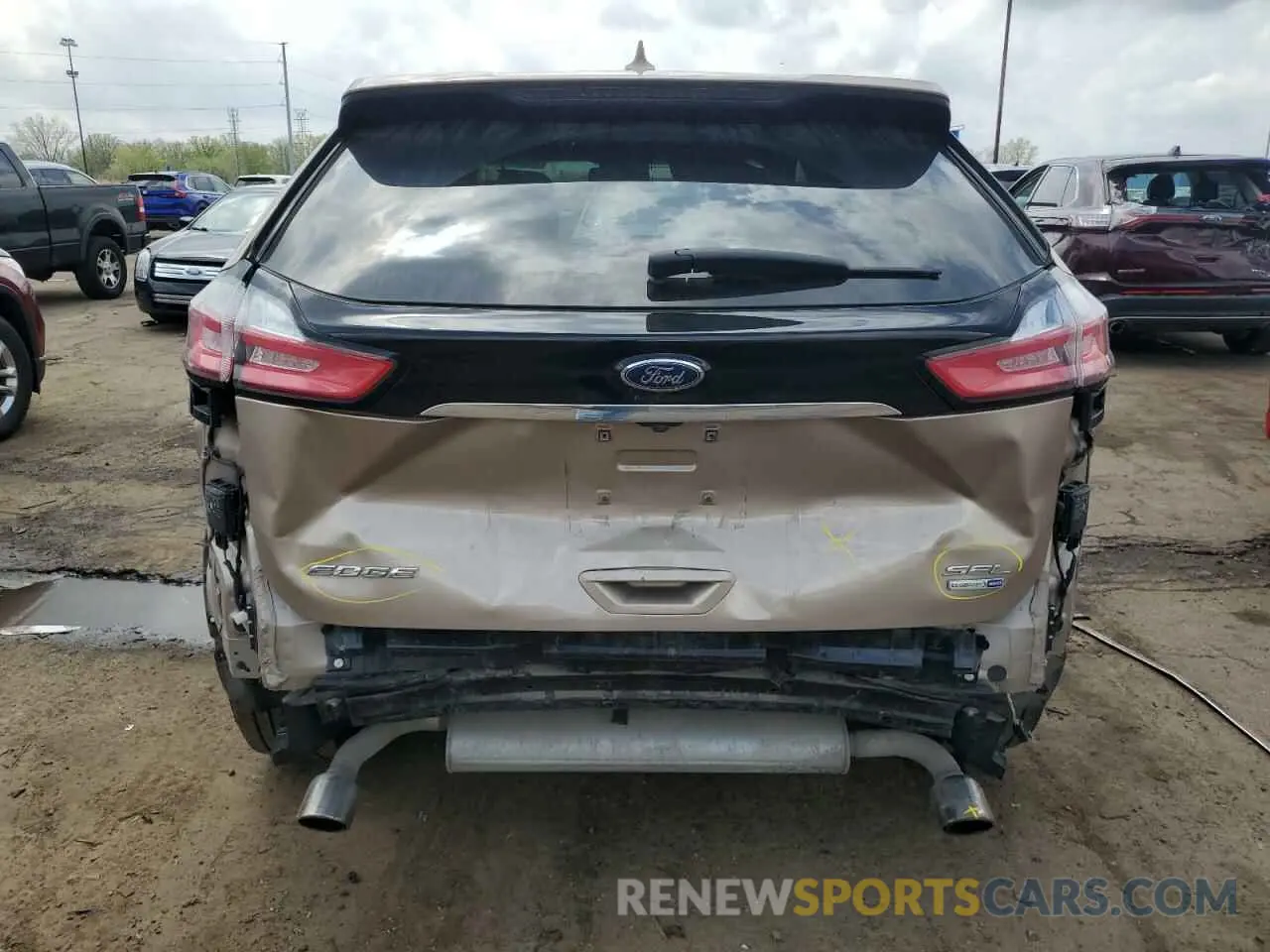 6 Photograph of a damaged car 2FMPK4J9XLBA99437 FORD EDGE 2020