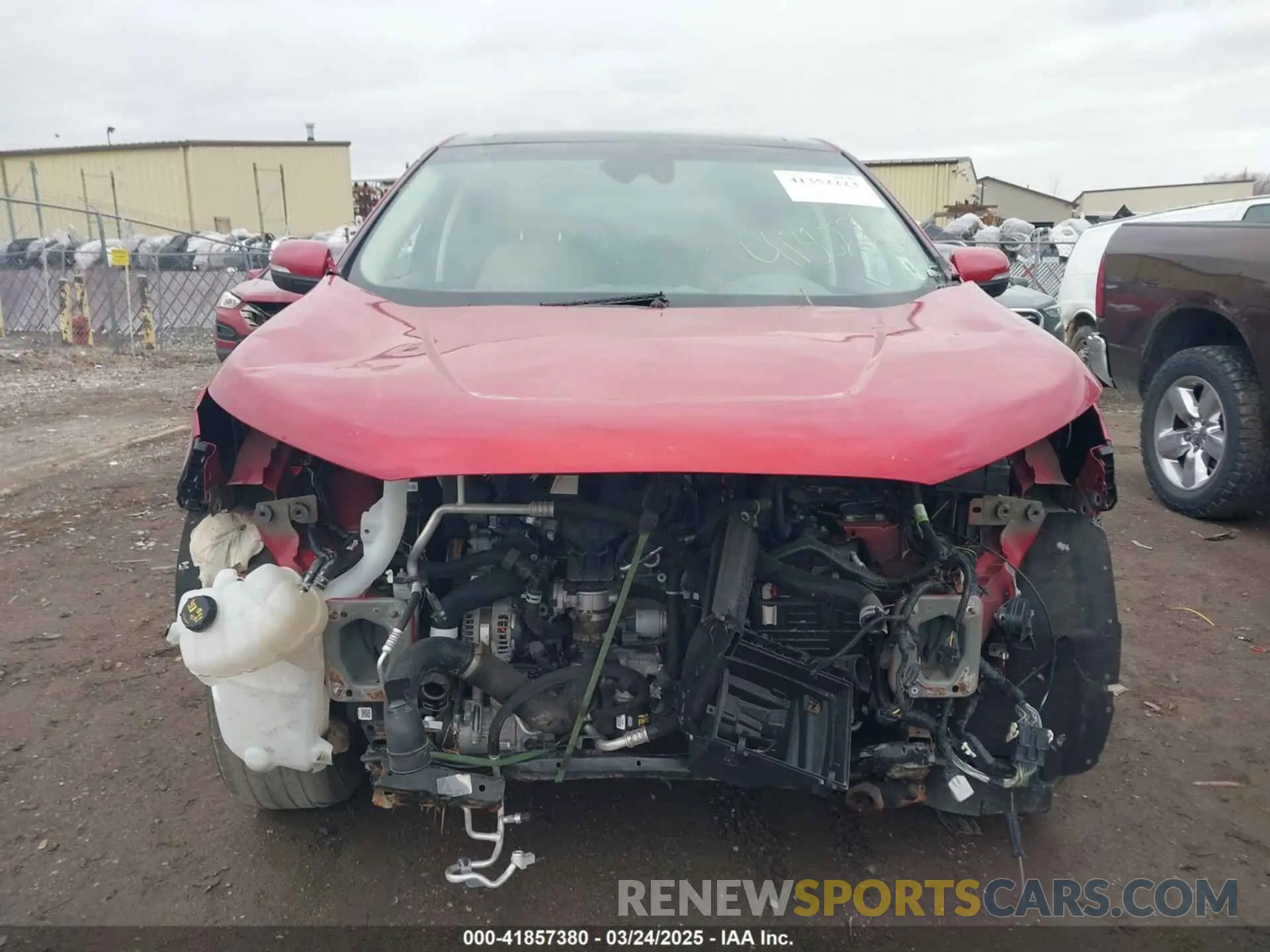 13 Photograph of a damaged car 2FMPK4J9XLBB00165 FORD EDGE 2020