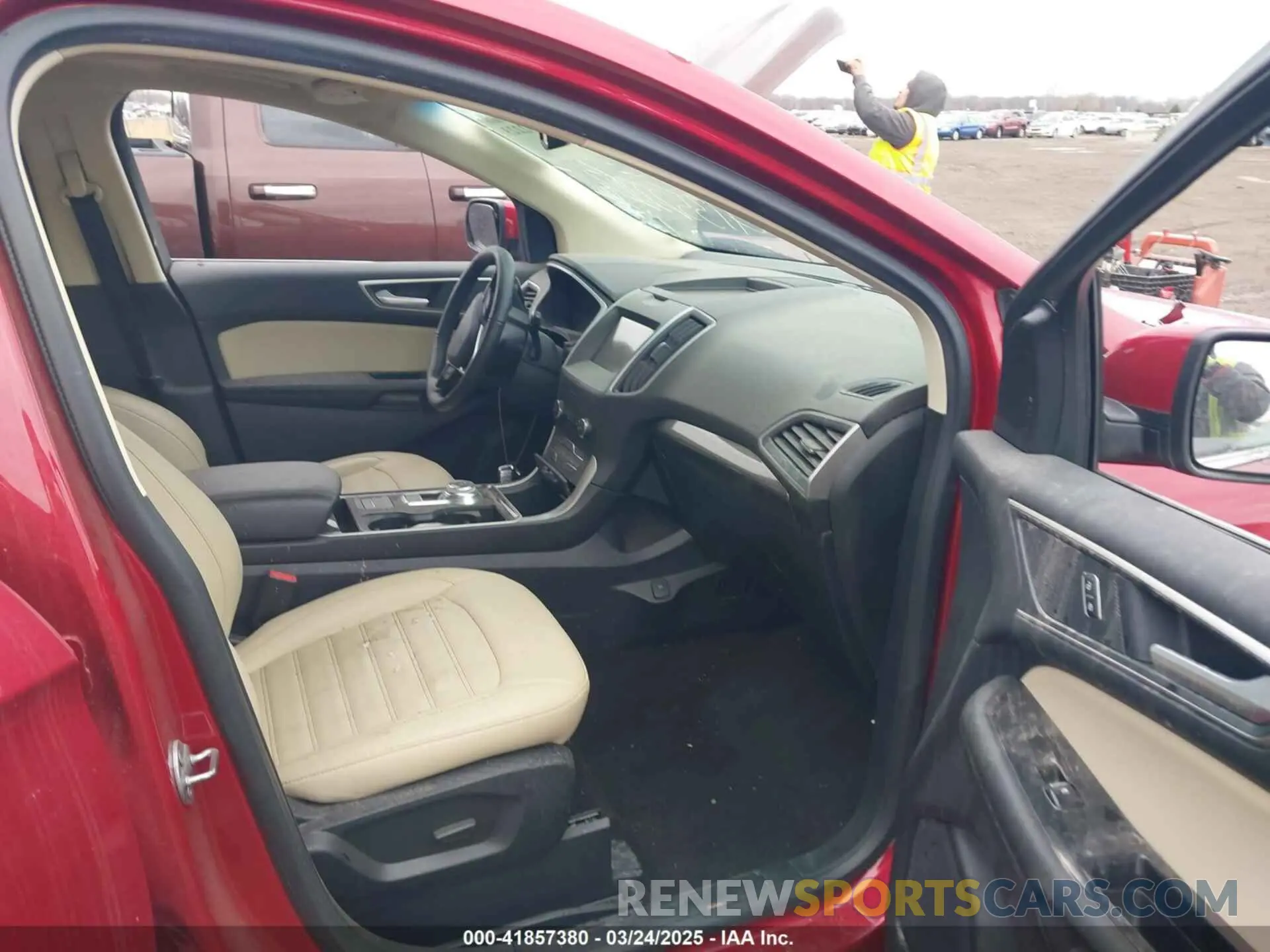 5 Photograph of a damaged car 2FMPK4J9XLBB00165 FORD EDGE 2020