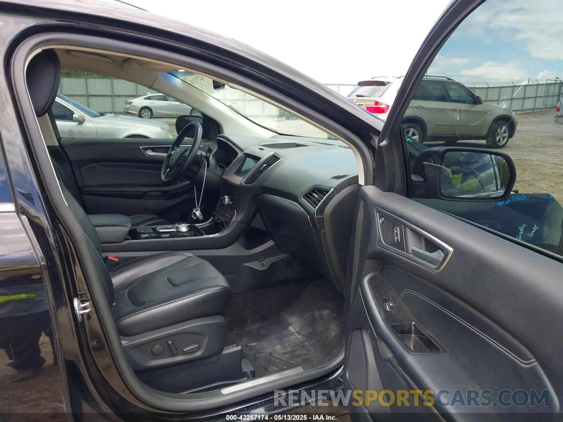 5 Фотография поврежденного автомобиля 2FMPK4K90LBA55977 FORD EDGE 2020