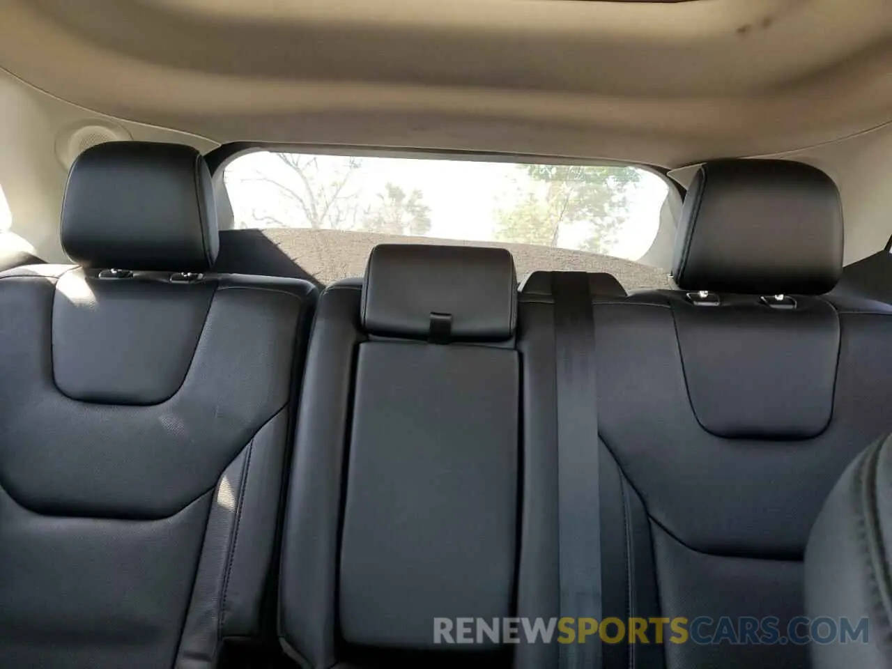 10 Фотография поврежденного автомобиля 2FMPK4K92LBB00854 FORD EDGE 2020