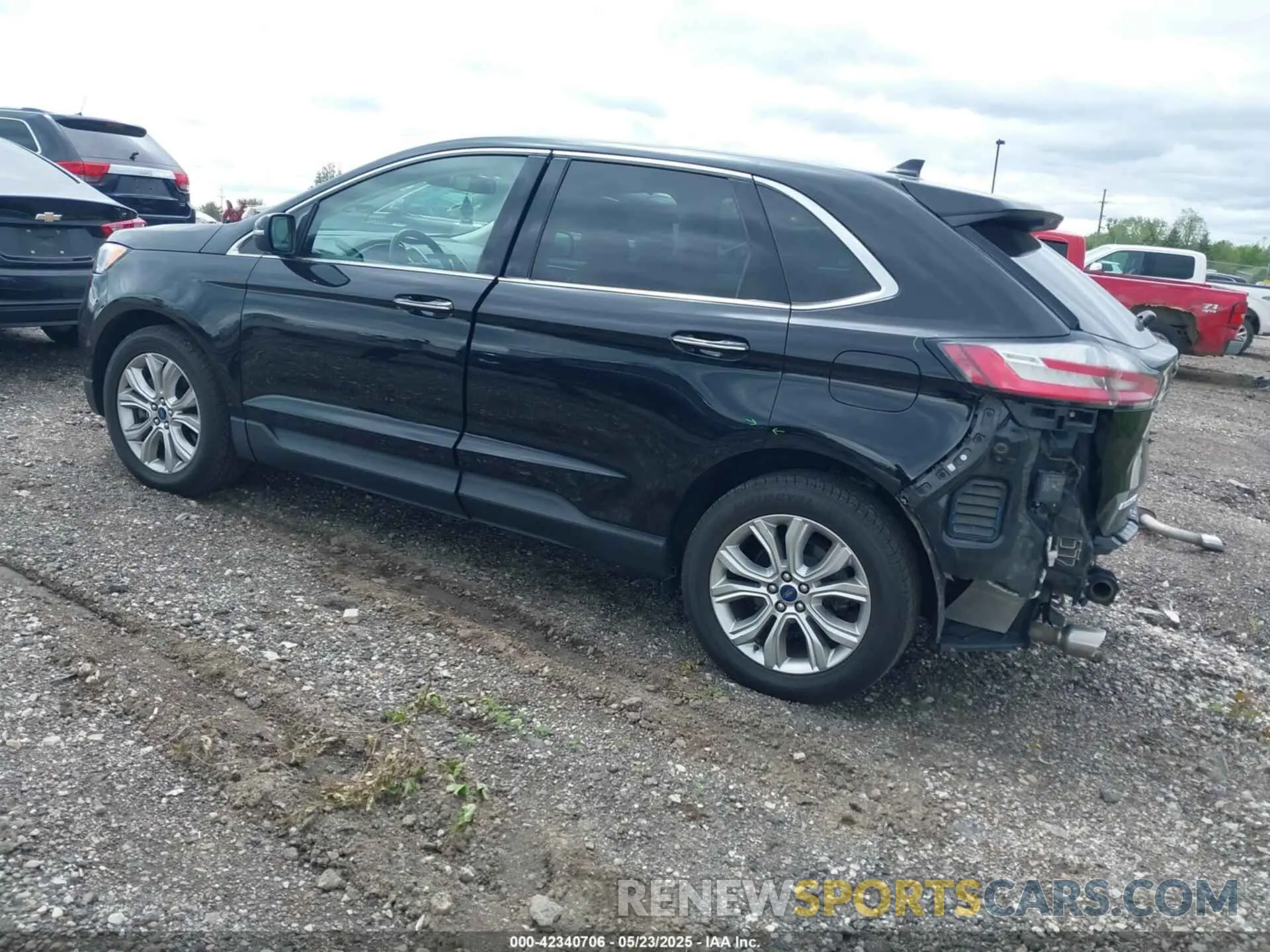 3 Photograph of a damaged car 2FMPK4K94LBA22657 FORD EDGE 2020