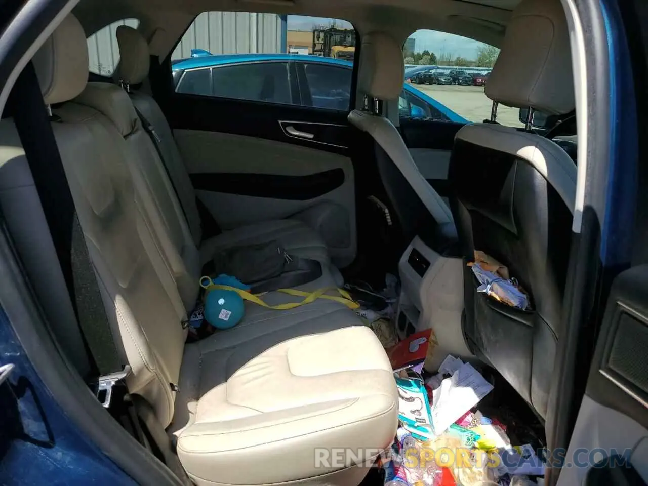 11 Photograph of a damaged car 2FMPK4K94LBB67925 FORD EDGE 2020
