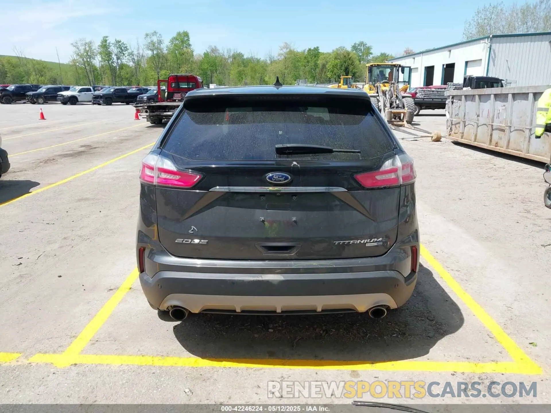 17 Photograph of a damaged car 2FMPK4K96LBA56972 FORD EDGE 2020