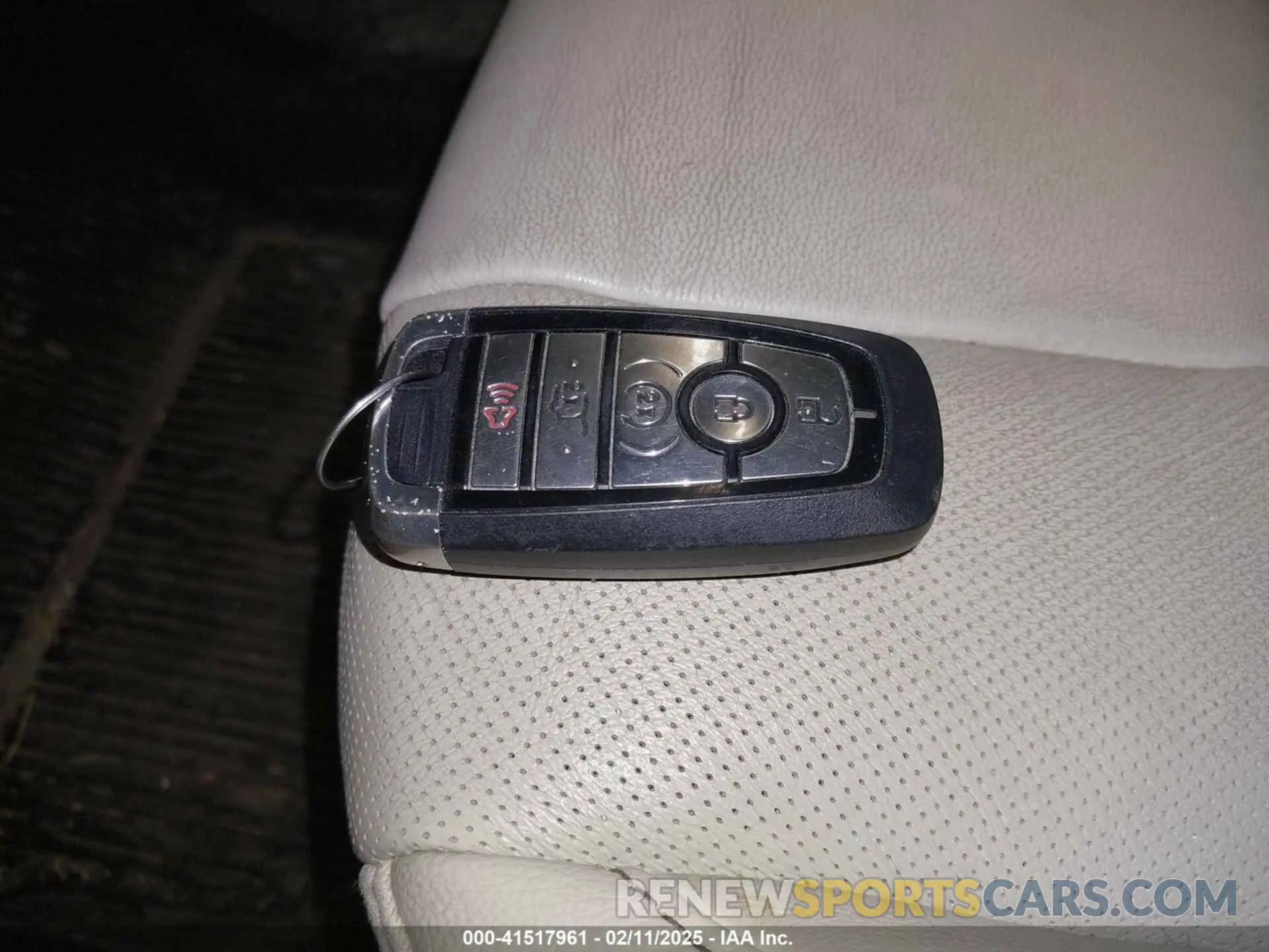 11 Фотография поврежденного автомобиля 2FMPK4K96LBB31461 FORD EDGE 2020