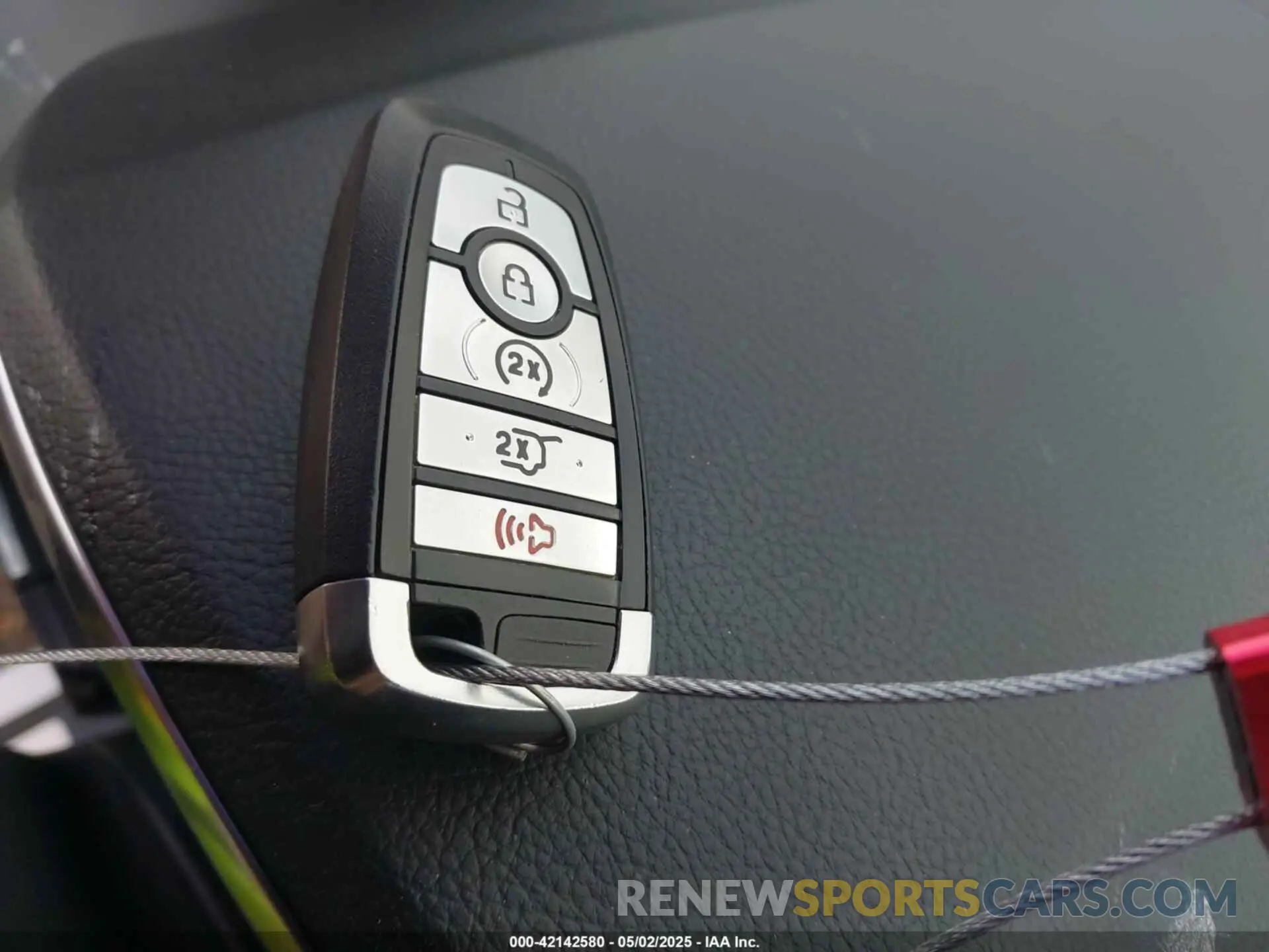 11 Photograph of a damaged car 2FMPK4K96LBB60376 FORD EDGE 2020