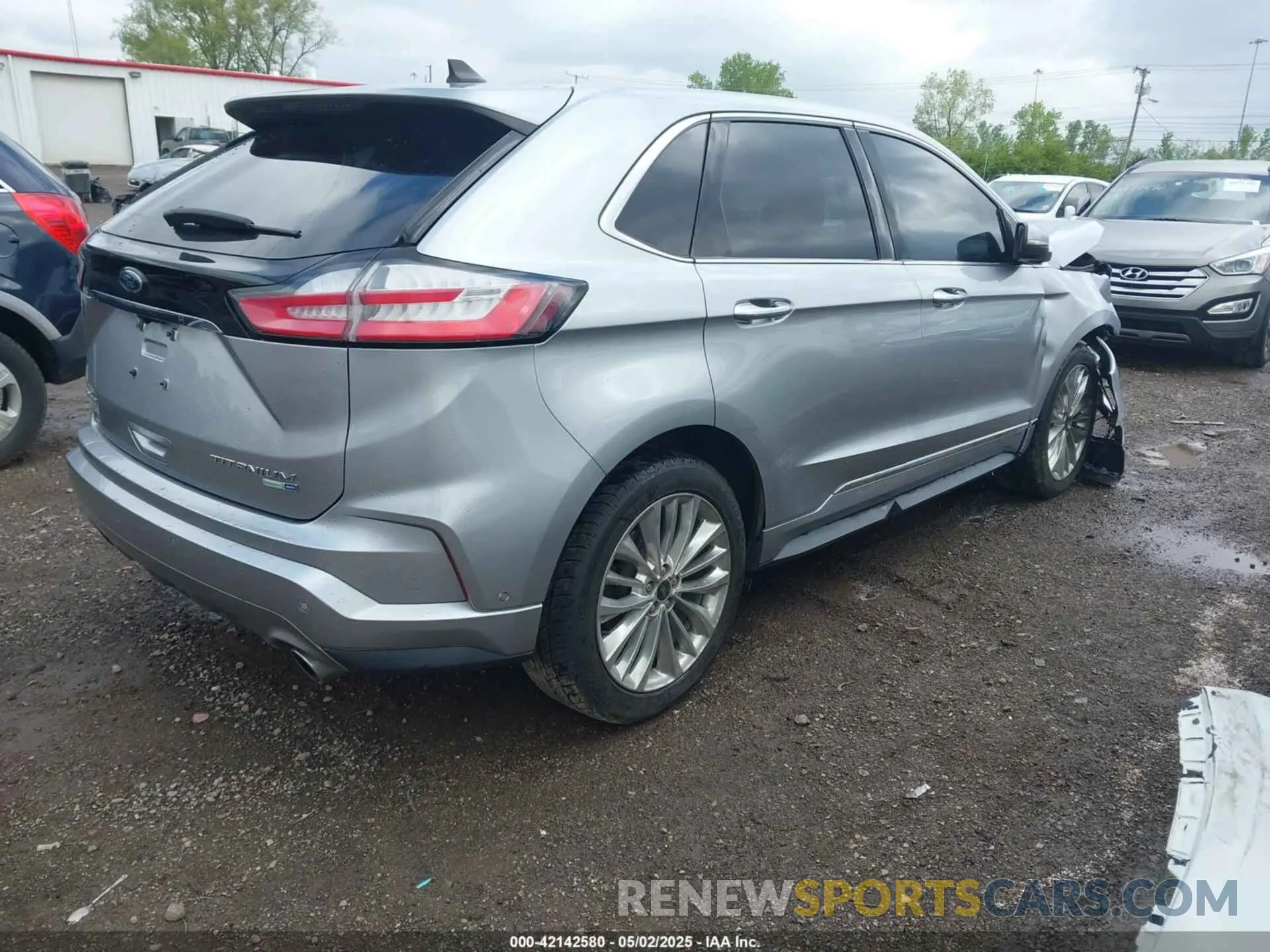 4 Photograph of a damaged car 2FMPK4K96LBB60376 FORD EDGE 2020