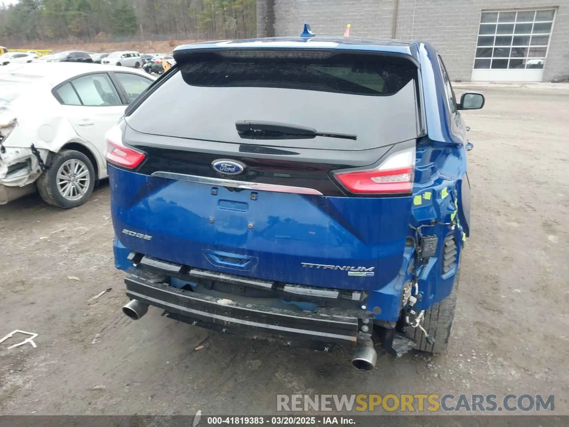 17 Photograph of a damaged car 2FMPK4K9XLBA53394 FORD EDGE 2020