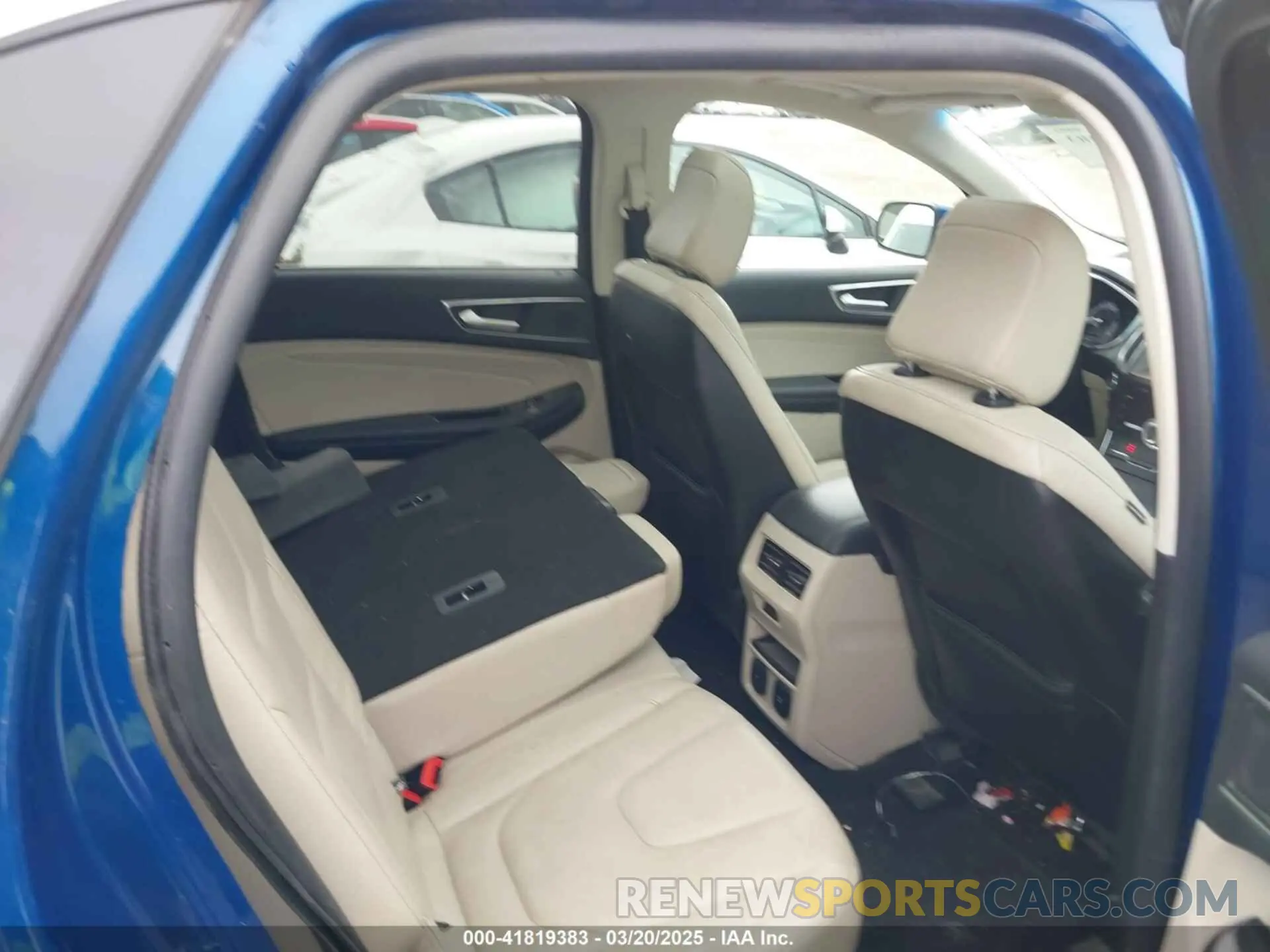 8 Photograph of a damaged car 2FMPK4K9XLBA53394 FORD EDGE 2020
