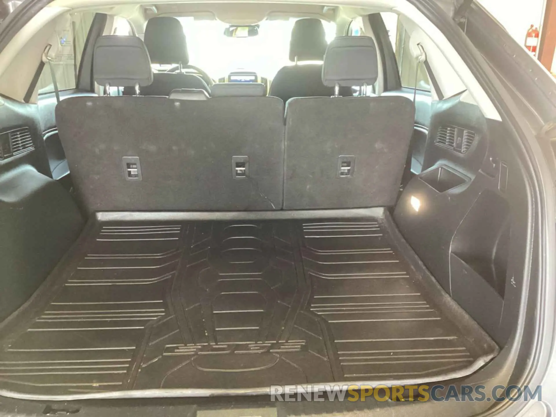 21 Photograph of a damaged car 2FMPK3G94MBA22596 FORD EDGE 2021