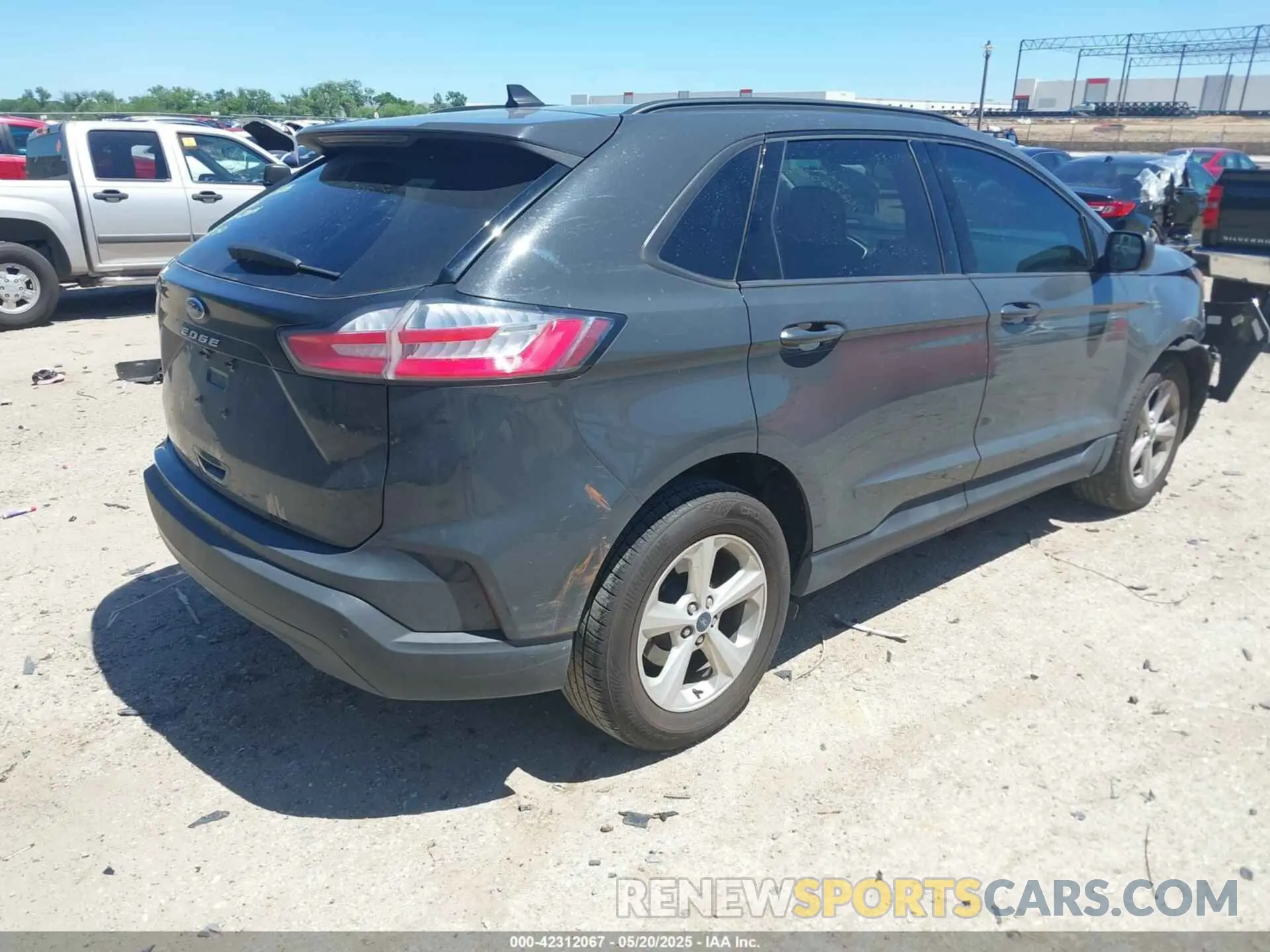 4 Photograph of a damaged car 2FMPK3G99MBA26188 FORD EDGE 2021