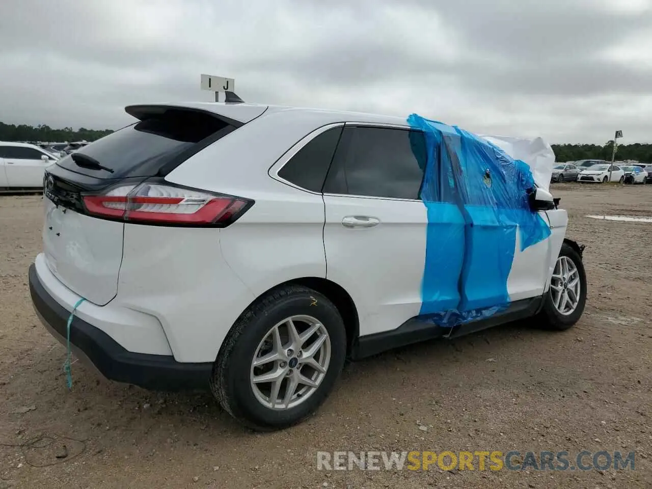 3 Photograph of a damaged car 2FMPK3J96MBA51686 FORD EDGE 2021