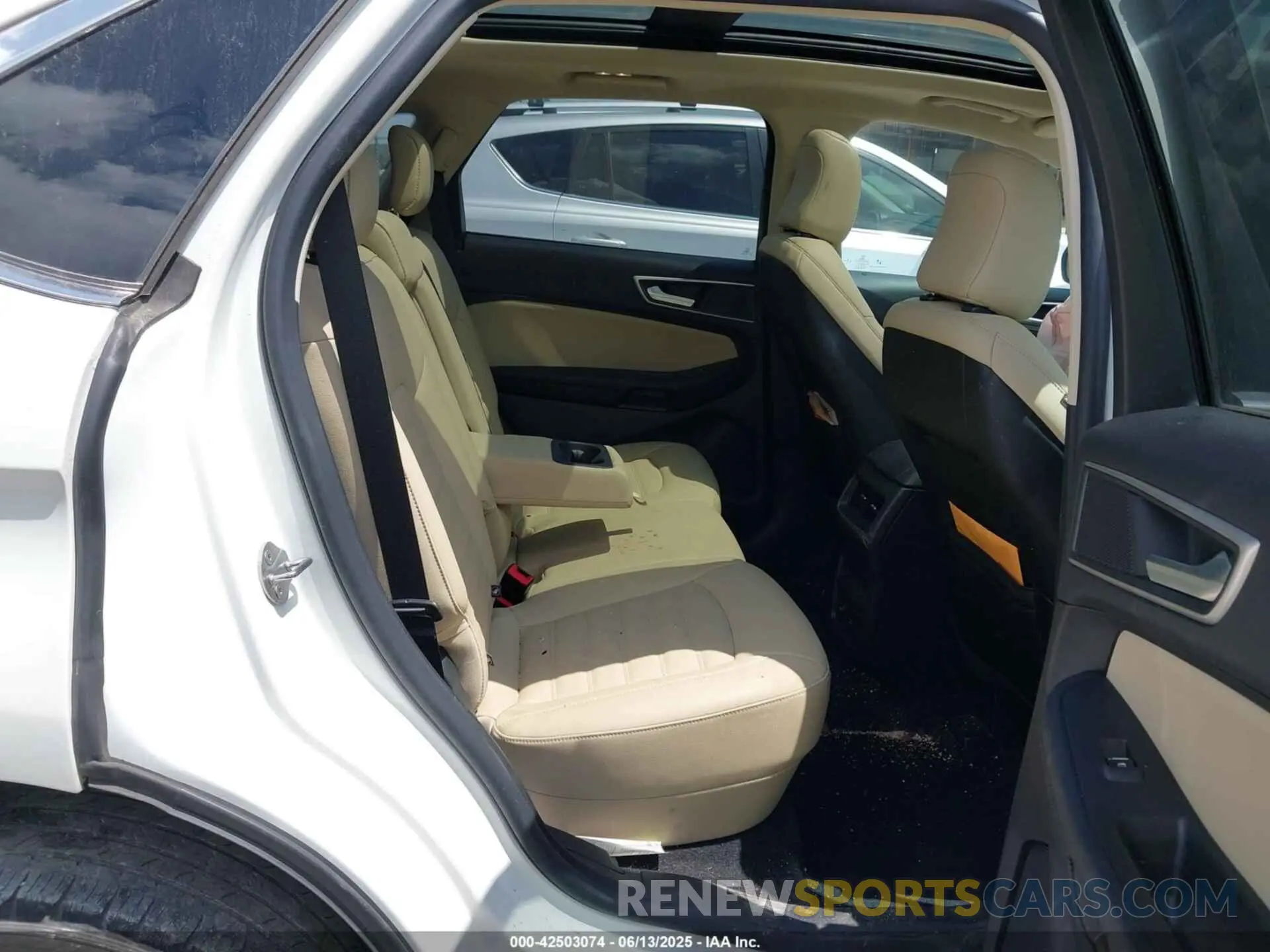 8 Photograph of a damaged car 2FMPK3J97MBA06904 FORD EDGE 2021