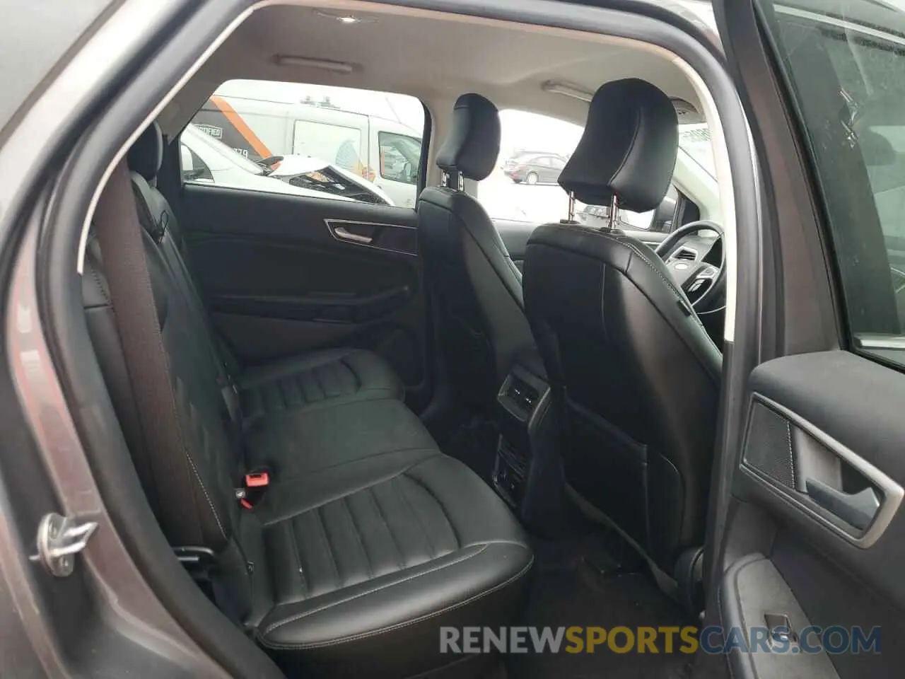 11 Photograph of a damaged car 2FMPK3J9XMBA64179 FORD EDGE 2021