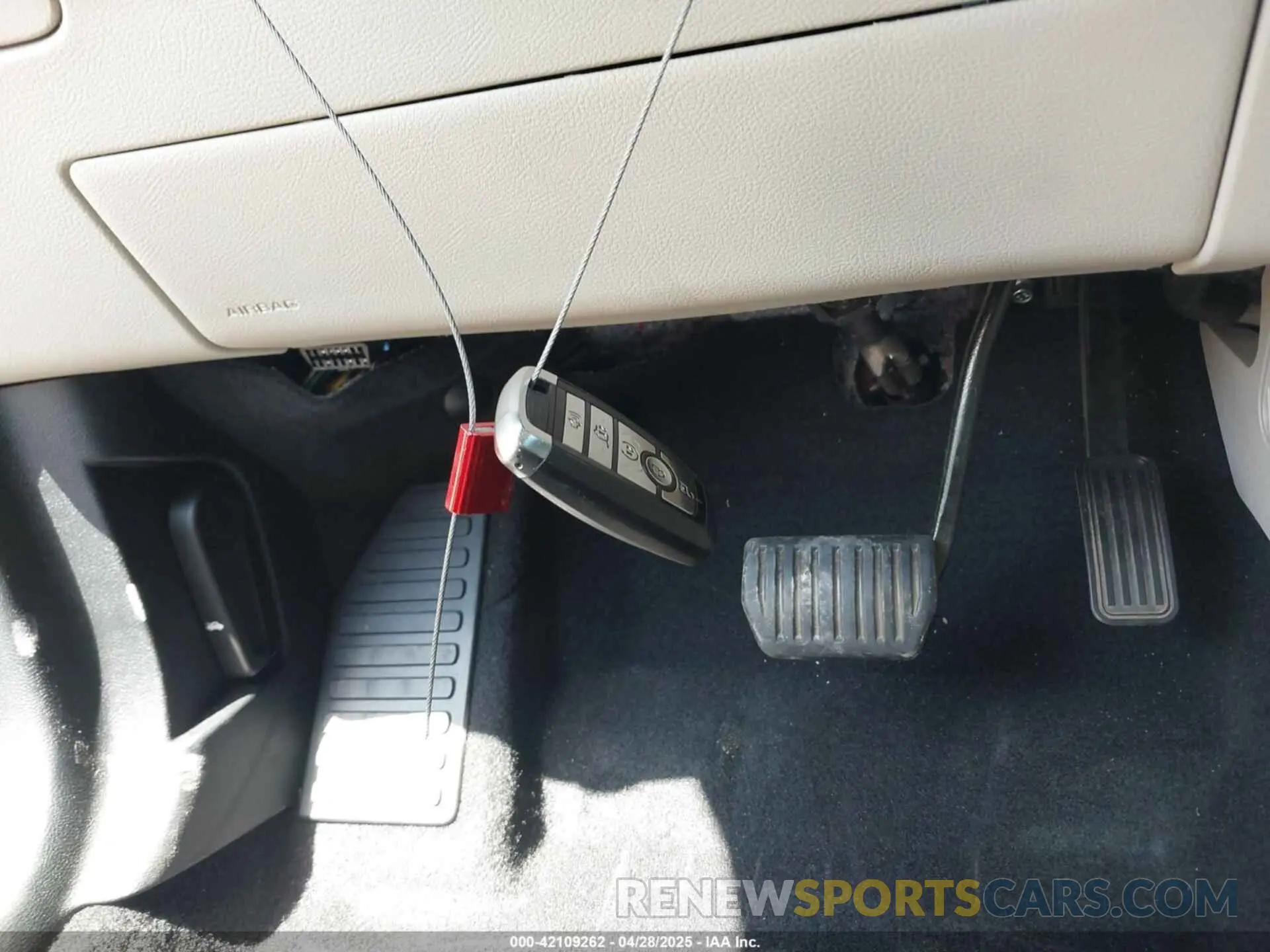 11 Photograph of a damaged car 2FMPK3K95MBA01053 FORD EDGE 2021