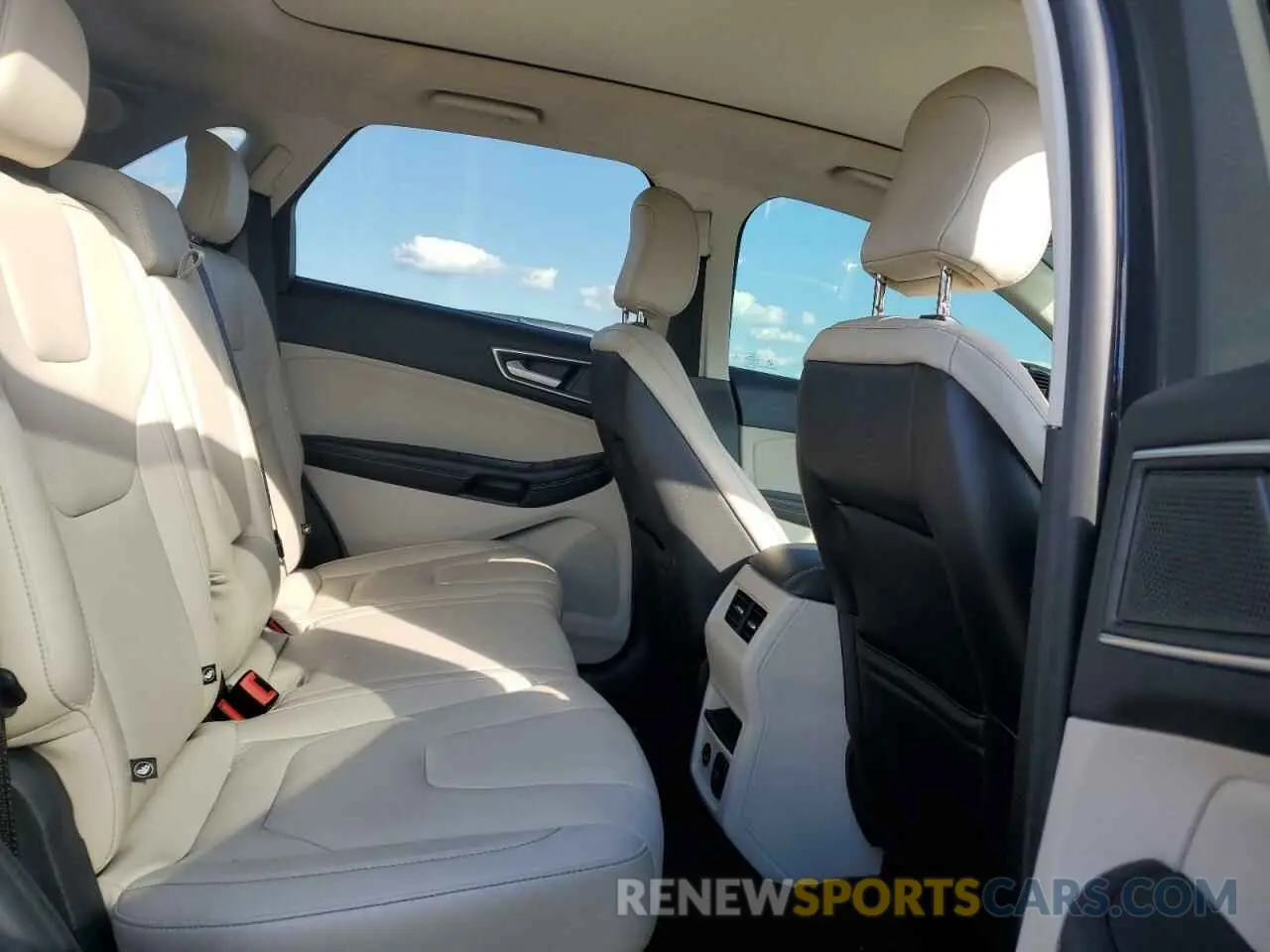10 Фотография поврежденного автомобиля 2FMPK3K96MBA54764 FORD EDGE 2021